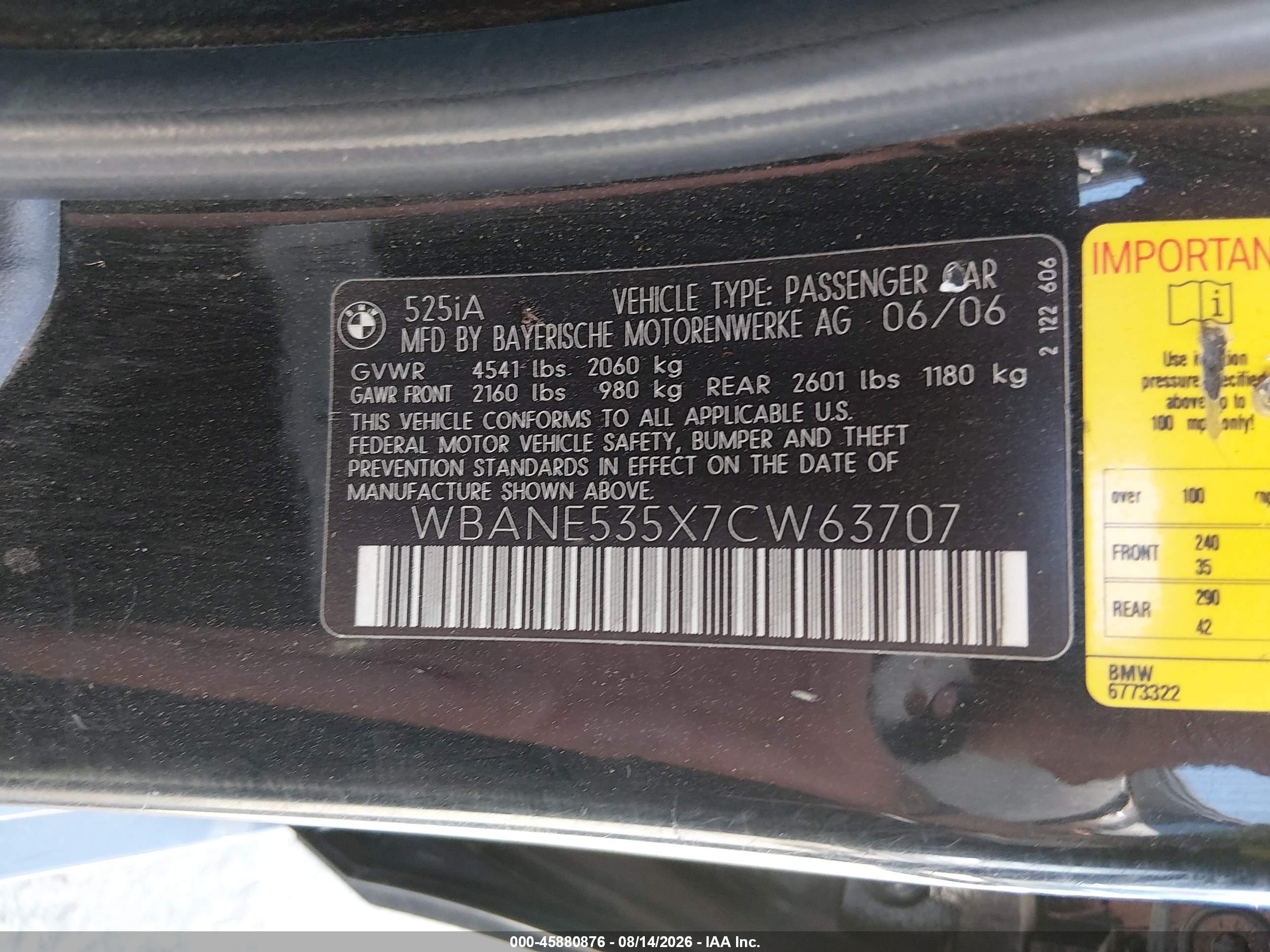 2007 Bmw 525i   Black vin: WBANE535X7CW63707