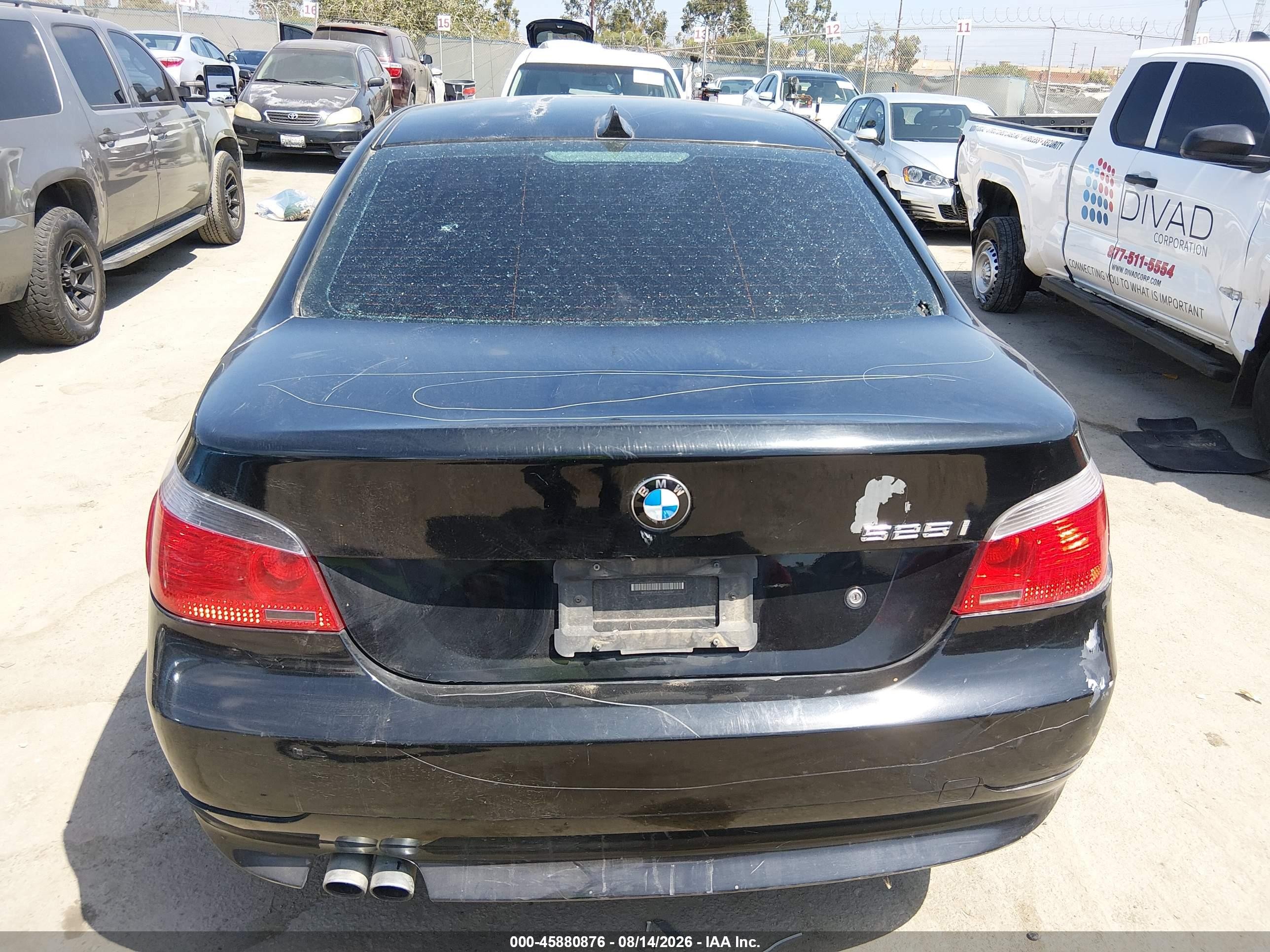 2007 Bmw 525i   Black vin: WBANE535X7CW63707