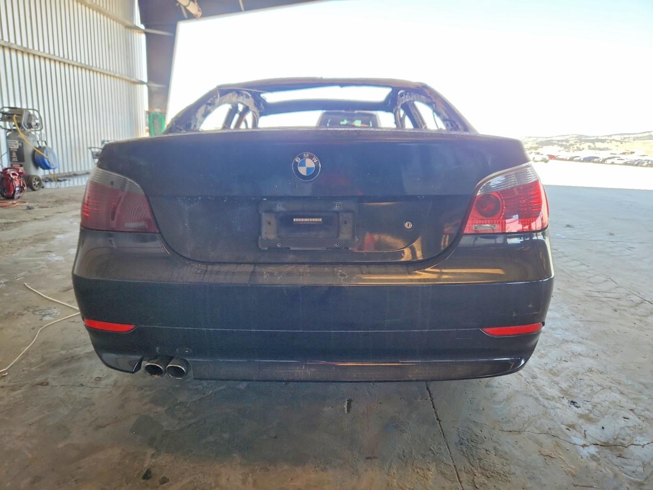 2007 Bmw 530 I Burn vin: WBANE73507CM54522
