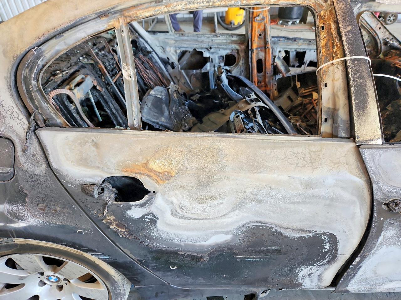 2007 Bmw 530 I Burn vin: WBANE73507CM54522