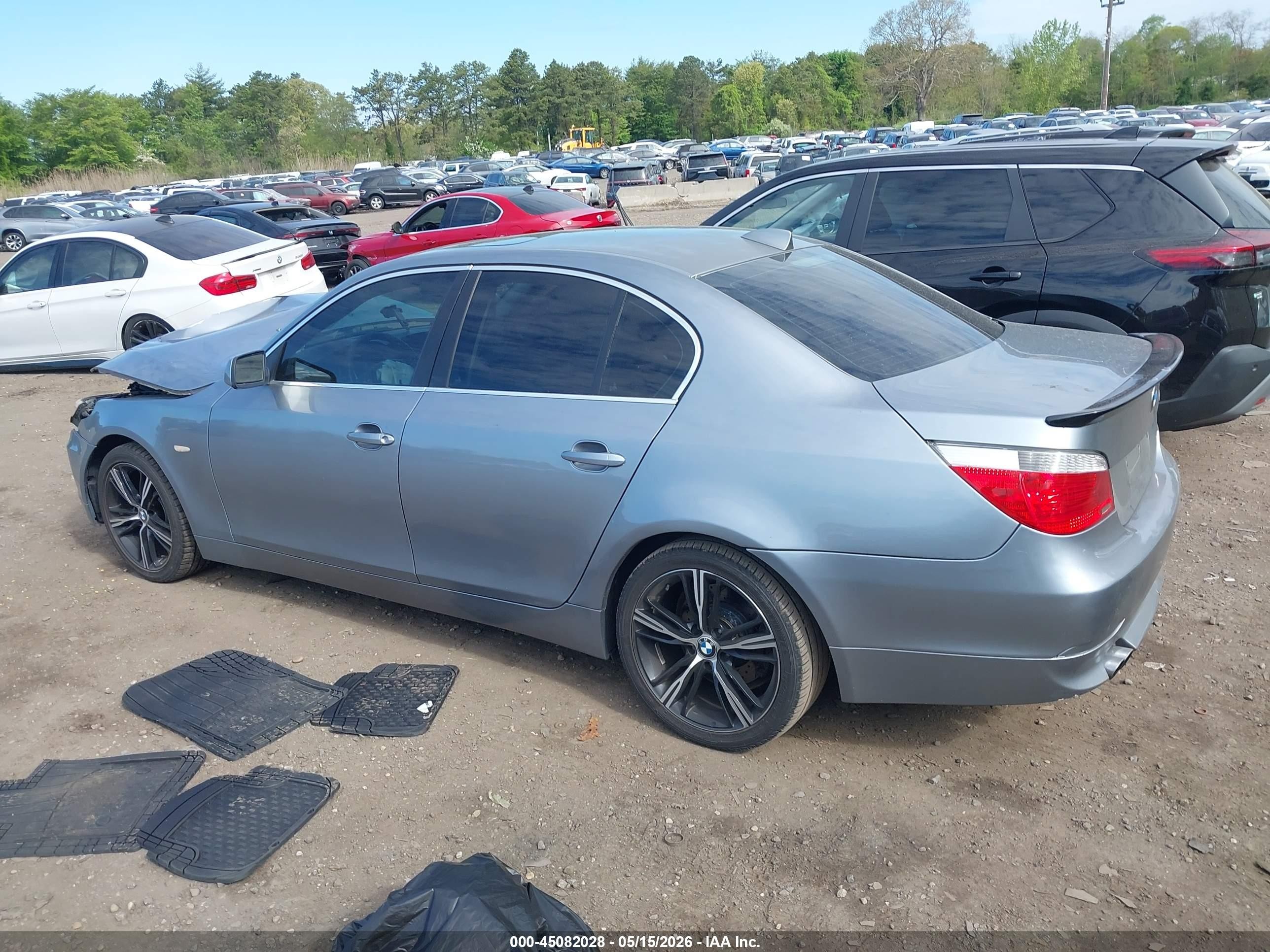 2007 Bmw 530i   Silver vin: WBANE73537CM56507