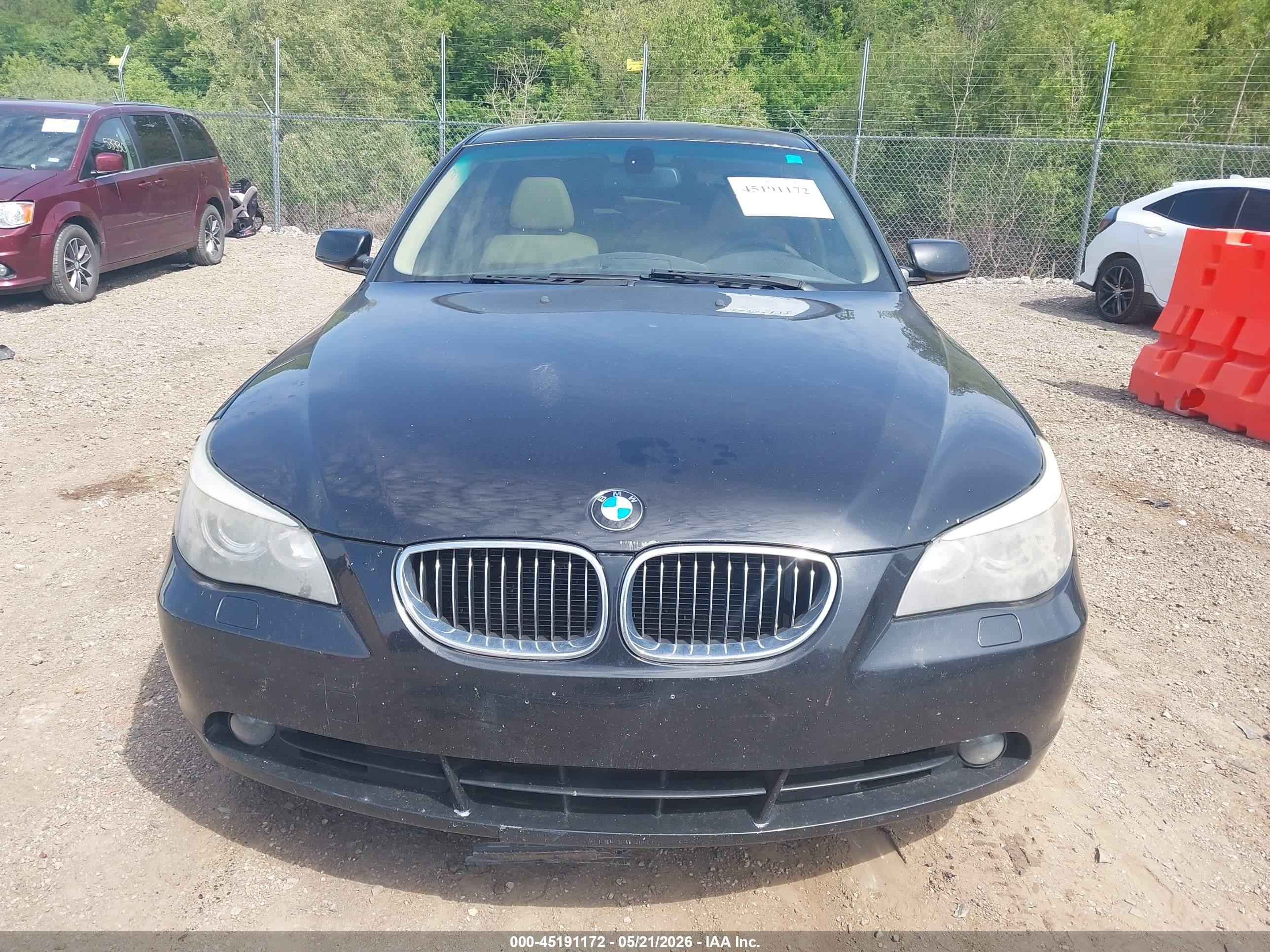 2007 Bmw 530i   Black vin: WBANE73547CM44737