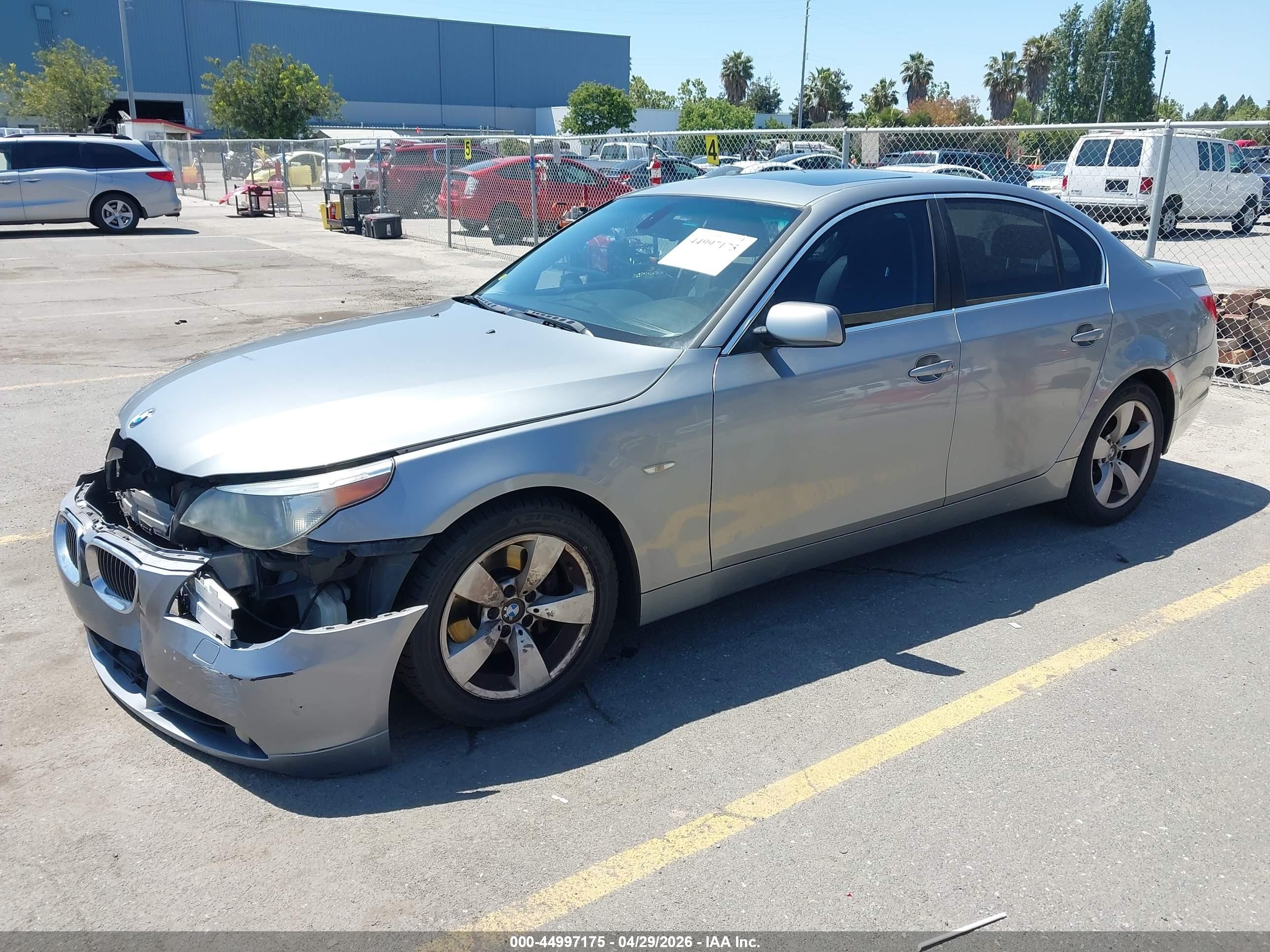 2007 Bmw 530i   Silver vin: WBANE73547CM46584
