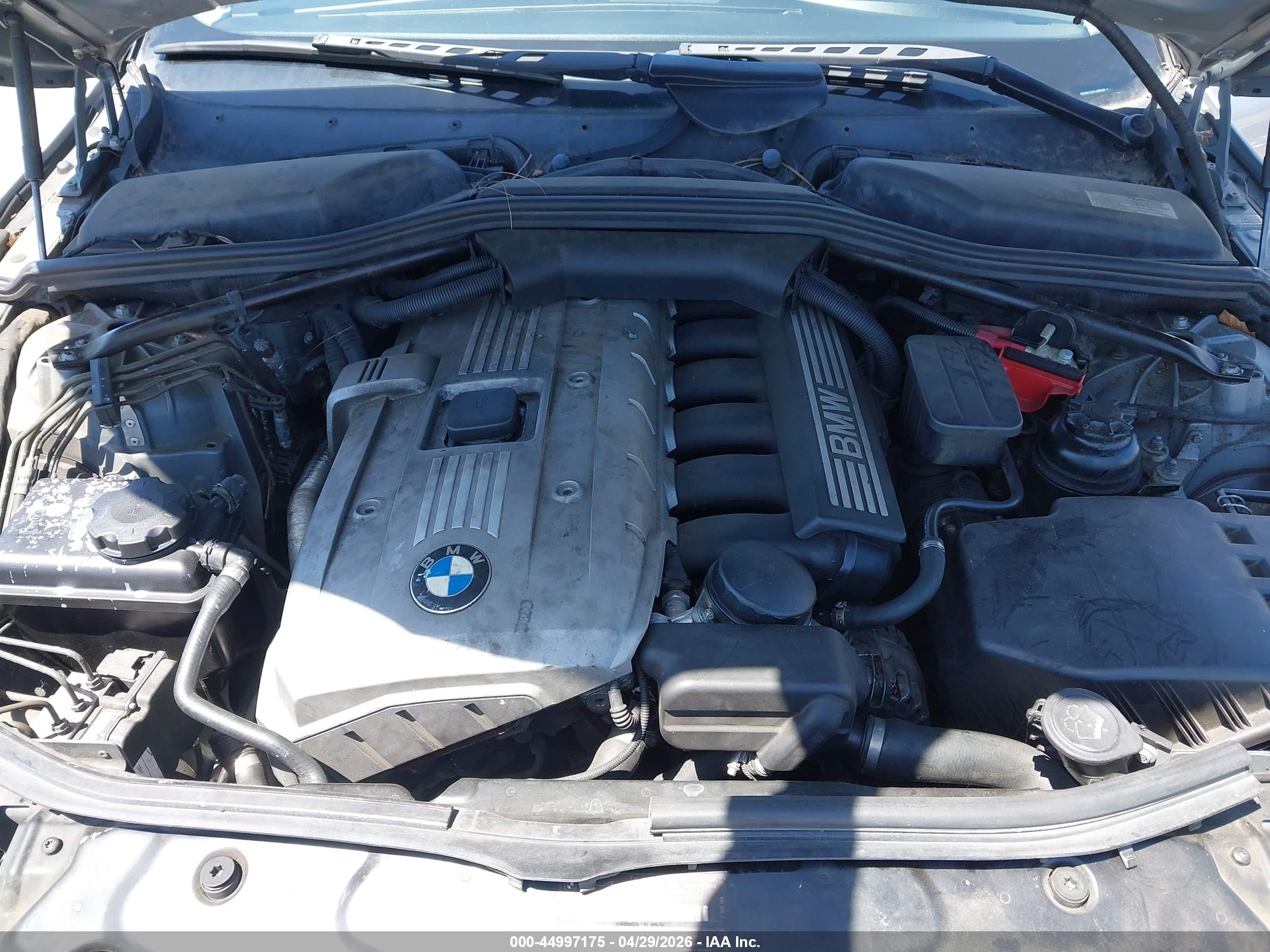 2007 Bmw 530i   Silver vin: WBANE73547CM46584