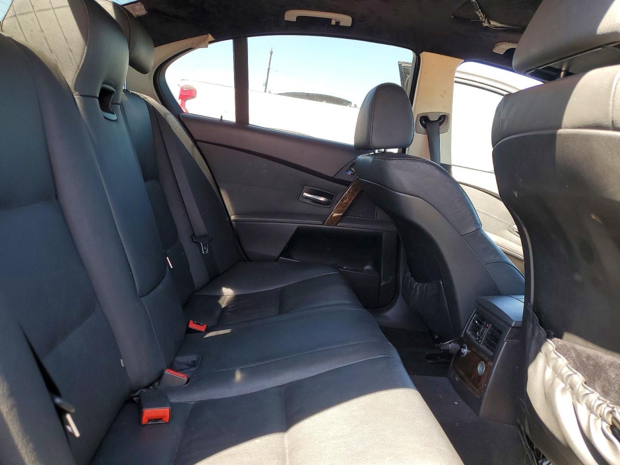 2006 Bmw 530 I Черный vin: WBANE73556CM32532