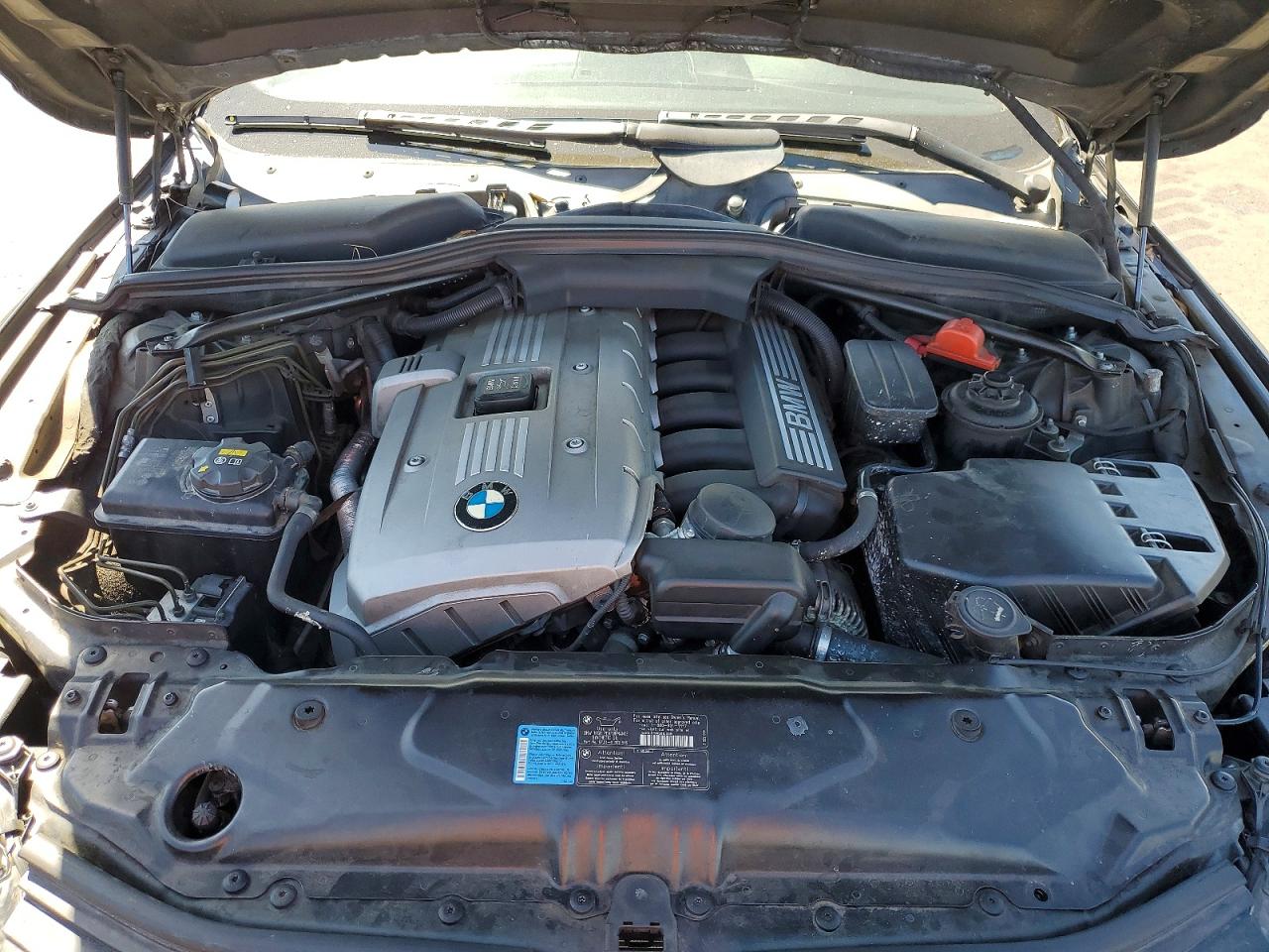 2006 Bmw 530 I Черный vin: WBANE73556CM32532