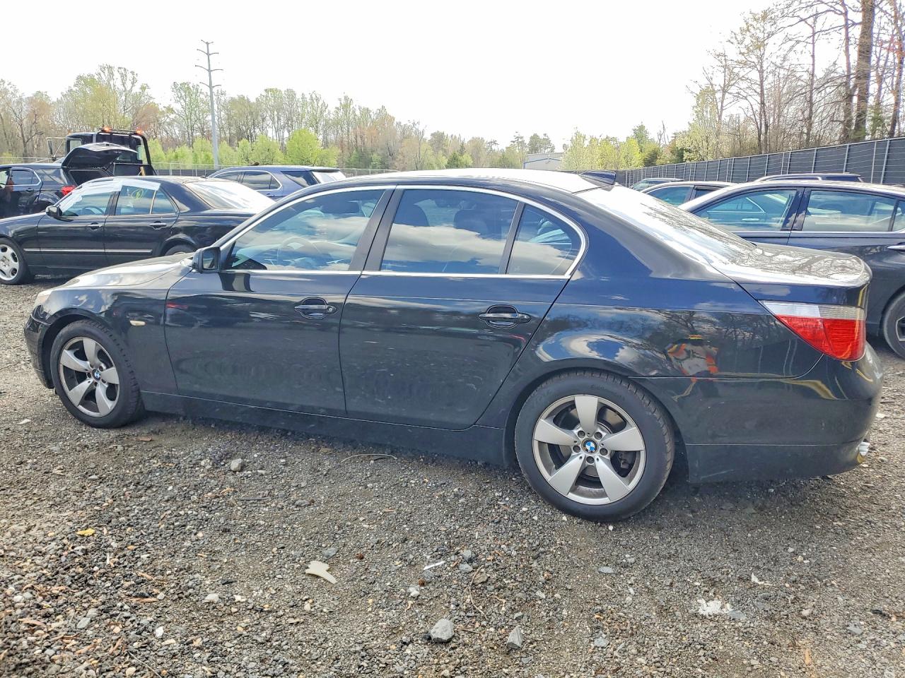 2007 Bmw 530 I Черный vin: WBANE73557CM47307