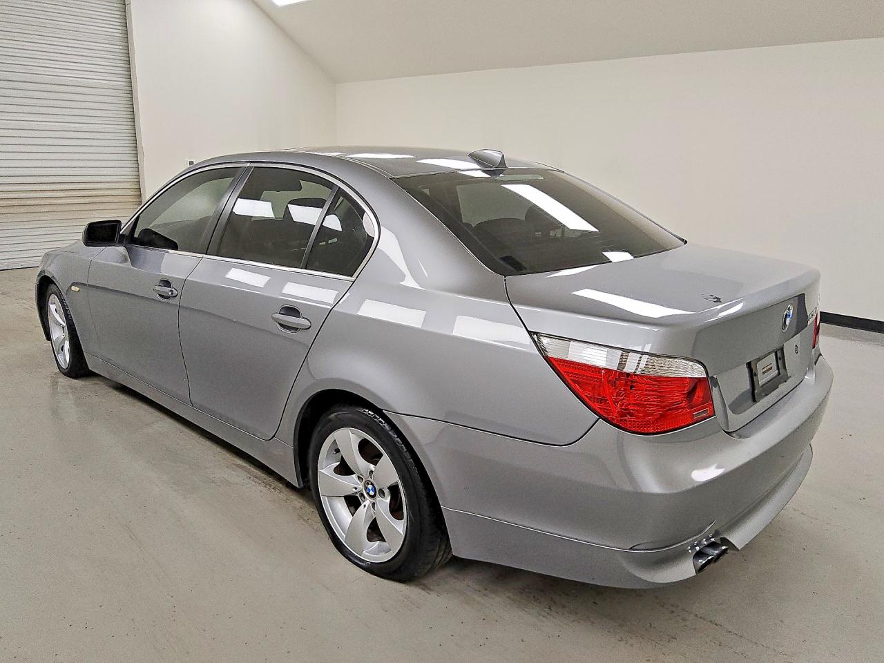 2007 Bmw 530 I Silver vin: WBANE73557CM57500