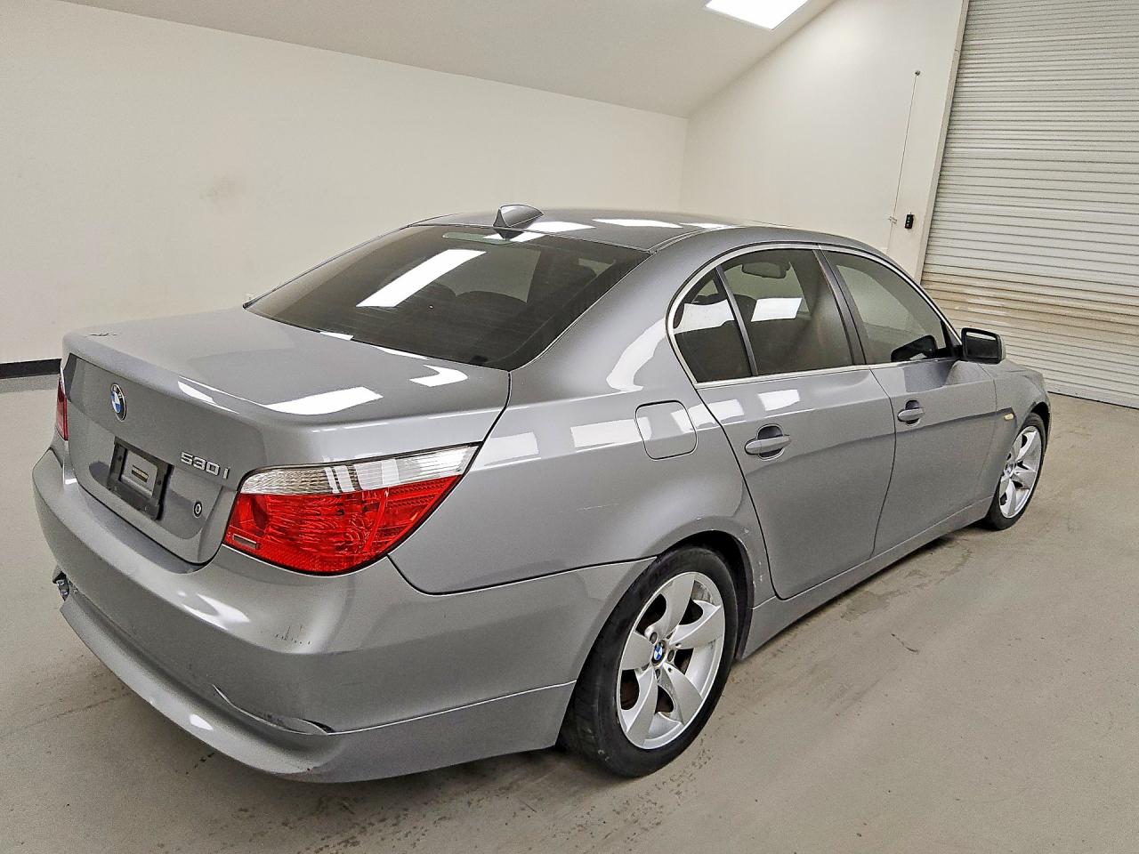 2007 Bmw 530 I Silver vin: WBANE73557CM57500