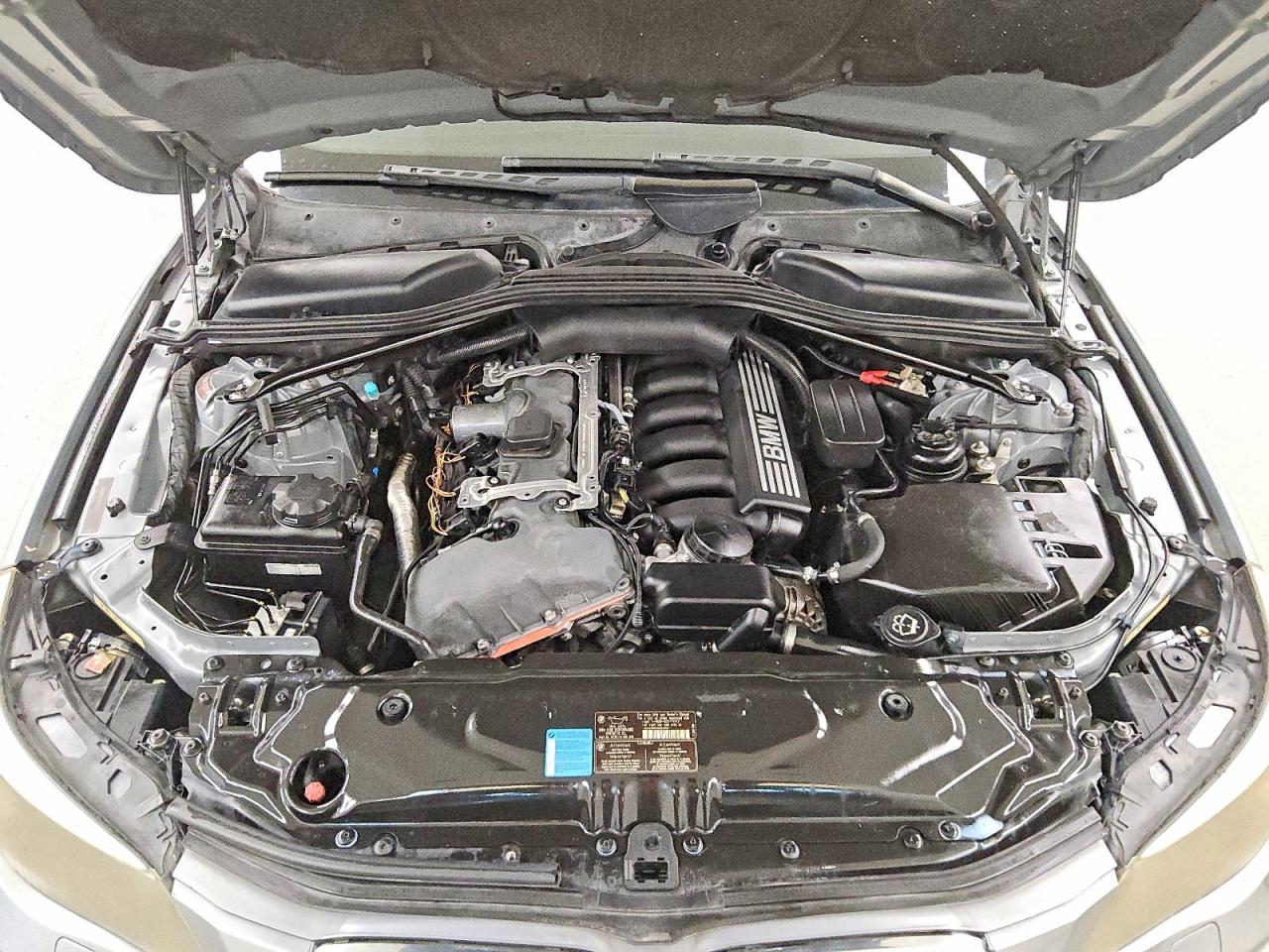 2007 Bmw 530 I Silver vin: WBANE73557CM57500