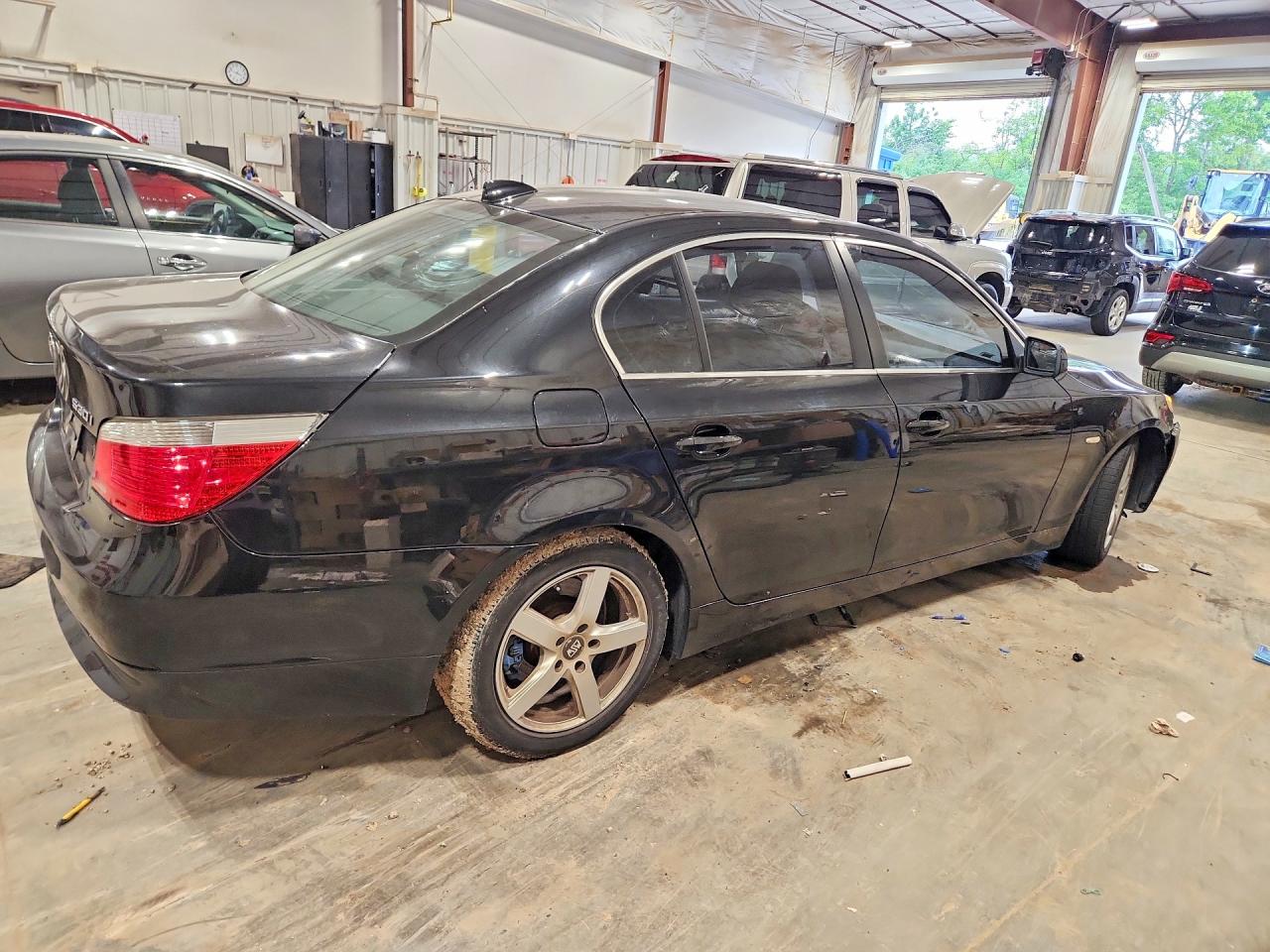 2006 Bmw 530 I Черный vin: WBANE73566CM32118