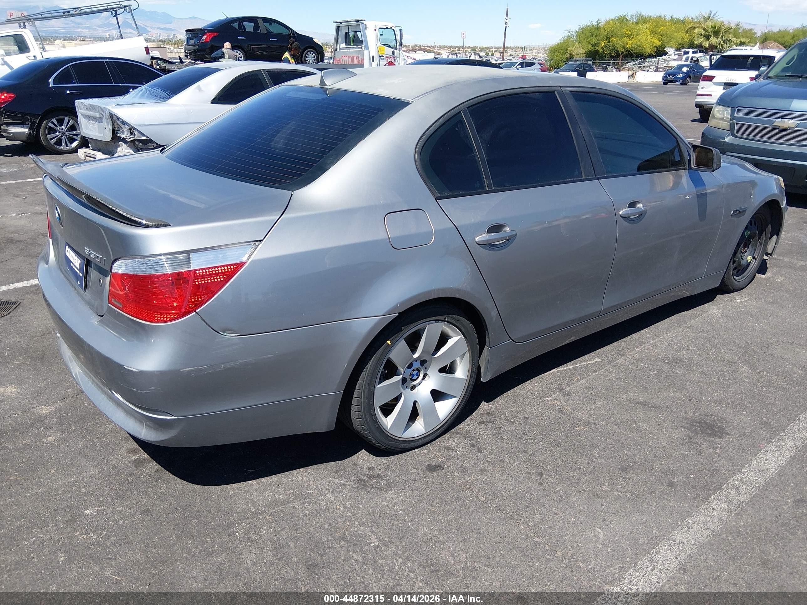 2007 Bmw 530i   Silver vin: WBANE73567CM49874
