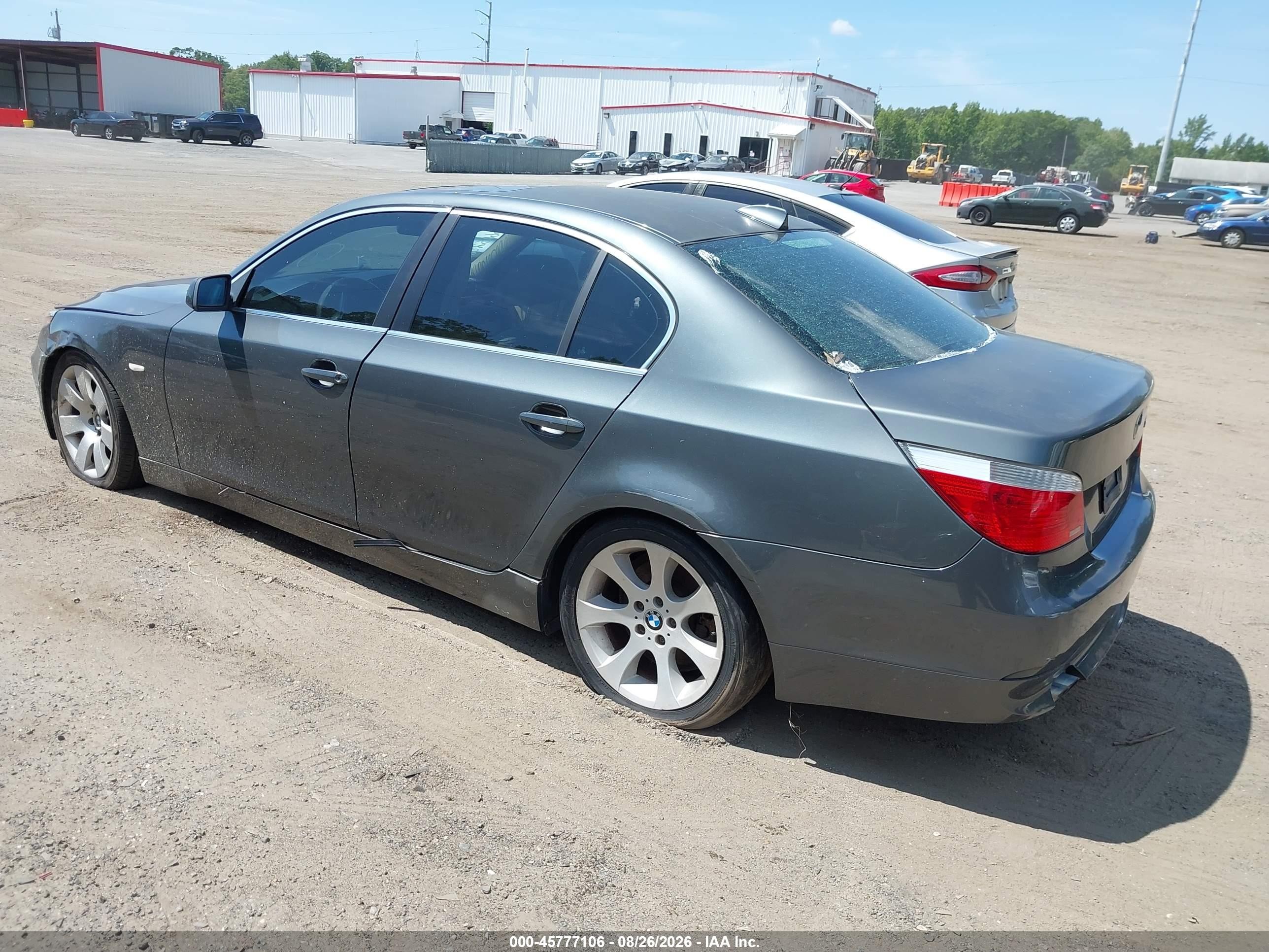 2007 Bmw 530i   Серый vin: WBANE73567CM55710