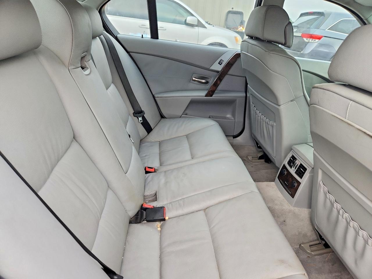 2007 Bmw 530 I Silver vin: WBANE73577CM53285