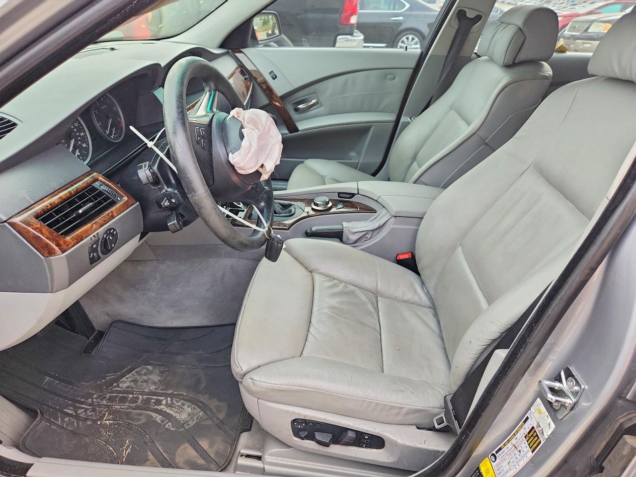 2007 Bmw 530 I Silver vin: WBANE73577CM53285