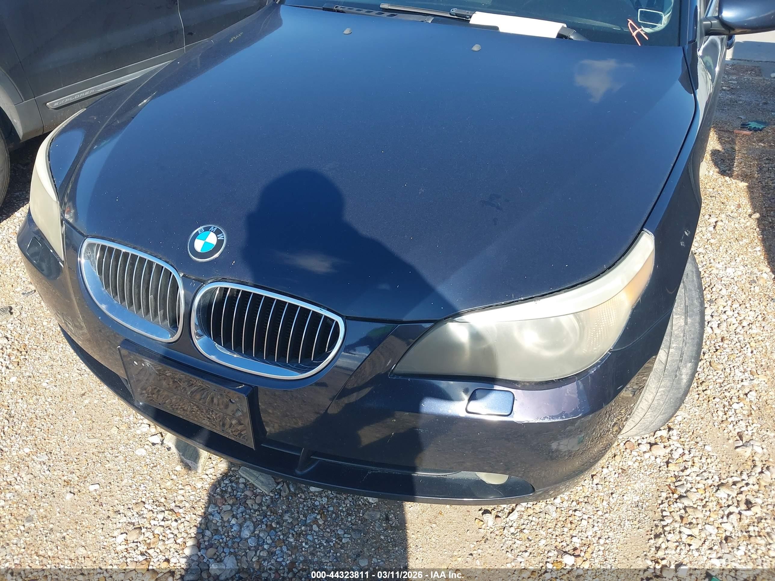 2007 Bmw 530i   Dark Blue vin: WBANE73597CM46922