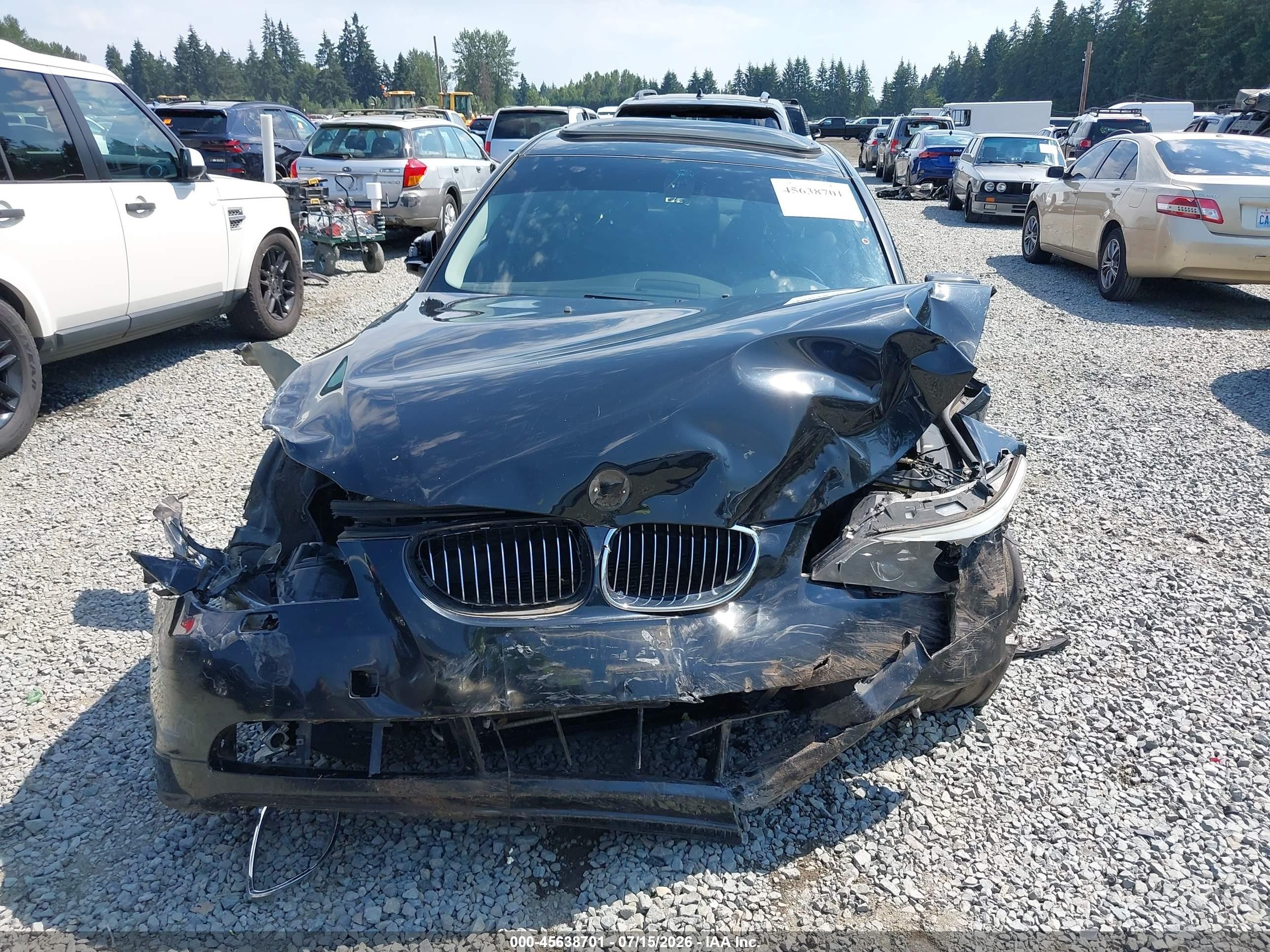 2007 Bmw 530i   Black vin: WBANE73597CM50971