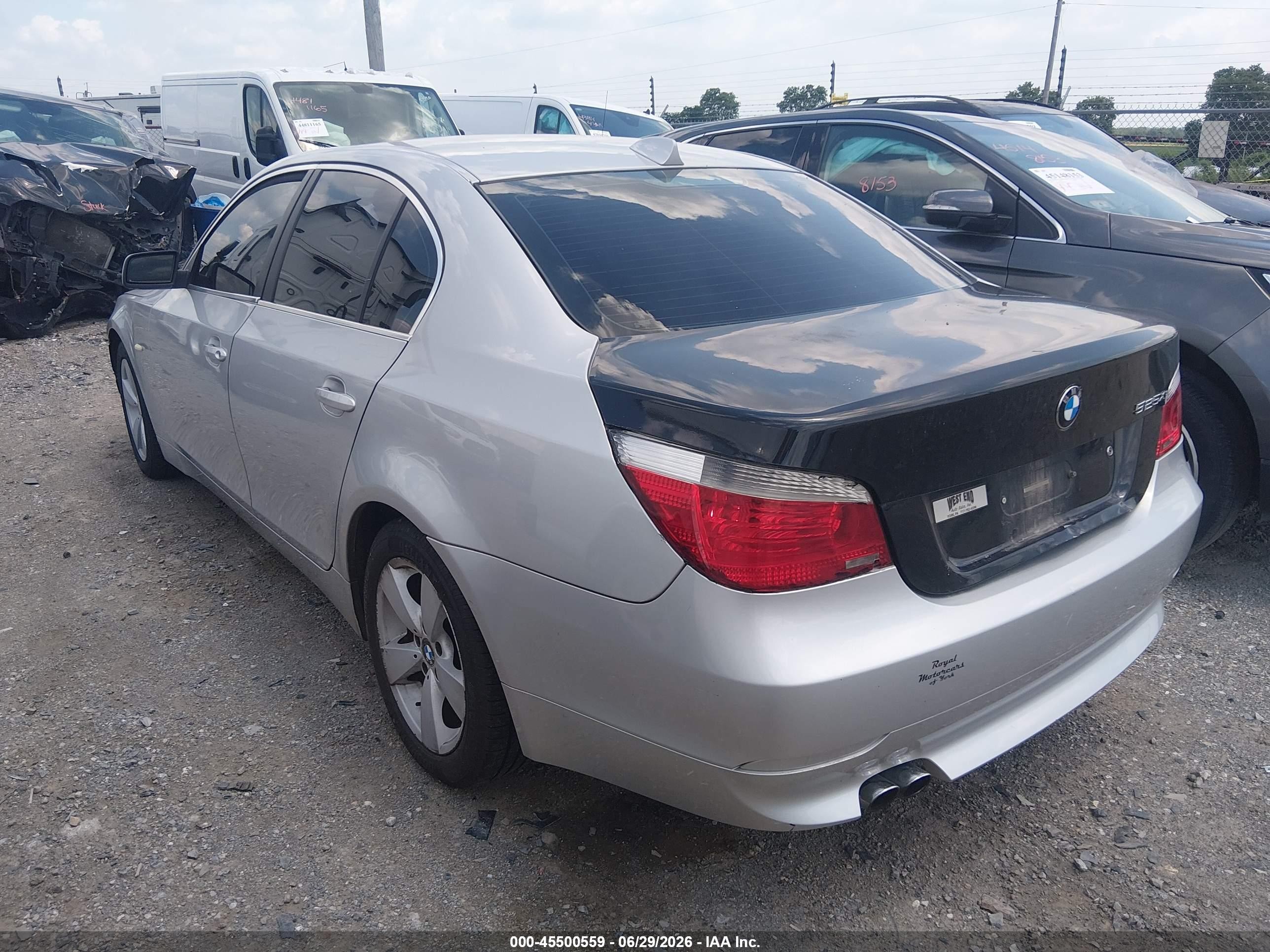 2006 Bmw 525xi   Silver vin: WBANF33516CS36724