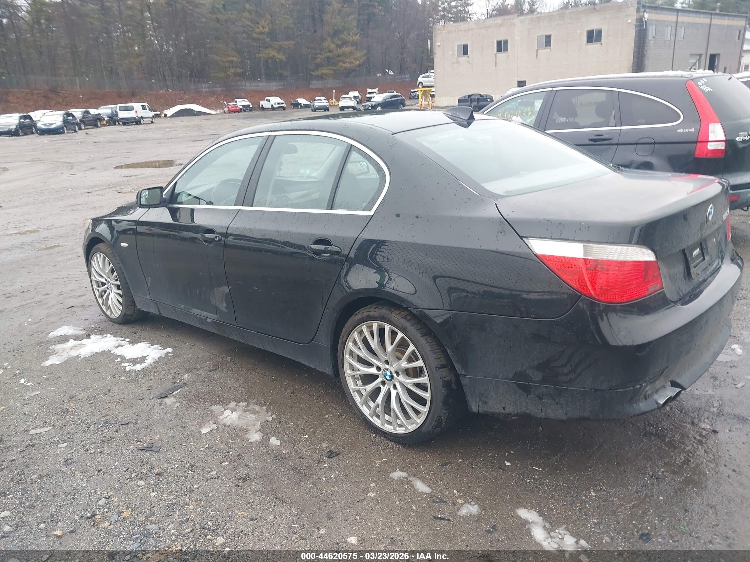 2007 Bmw 525xi   Black vin: WBANF33517CS41827