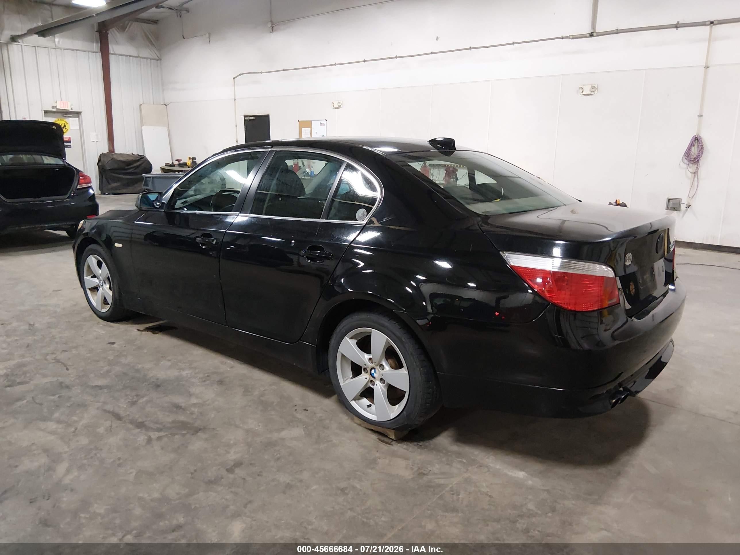 2006 Bmw 525xi   Black vin: WBANF33526CS36537