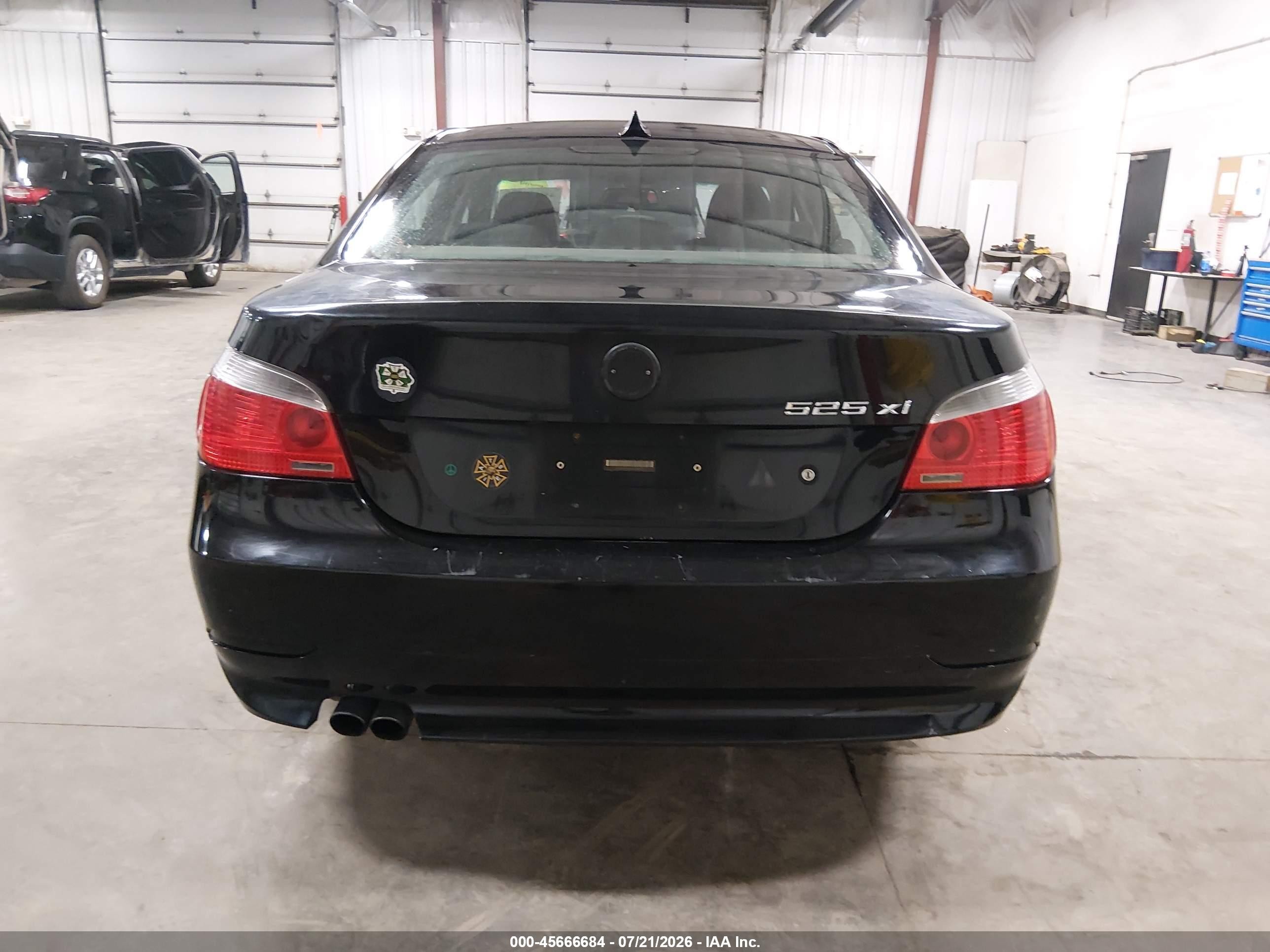 2006 Bmw 525xi   Black vin: WBANF33526CS36537