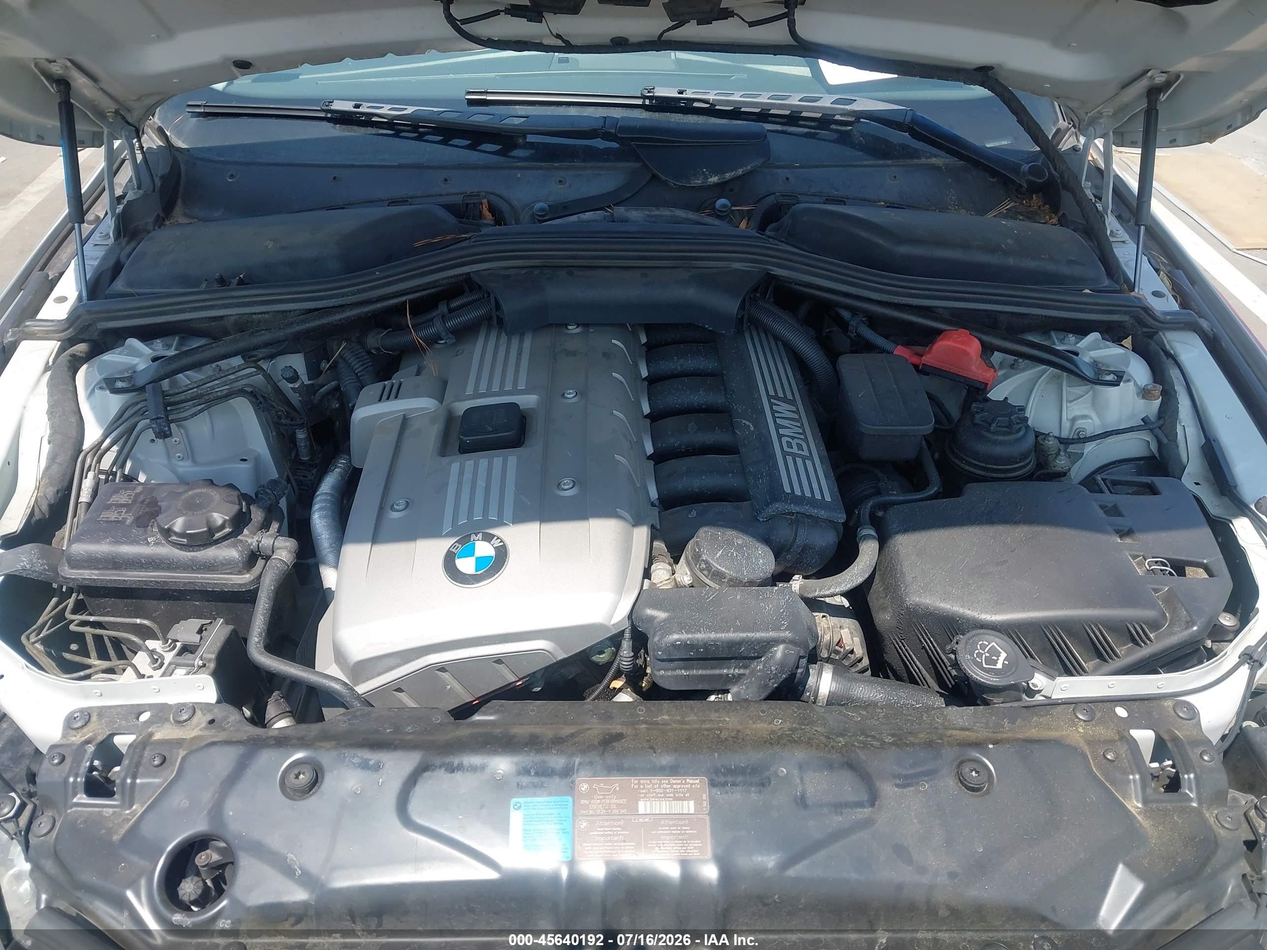 2007 Bmw 525xi   Silver vin: WBANF33527CS39164