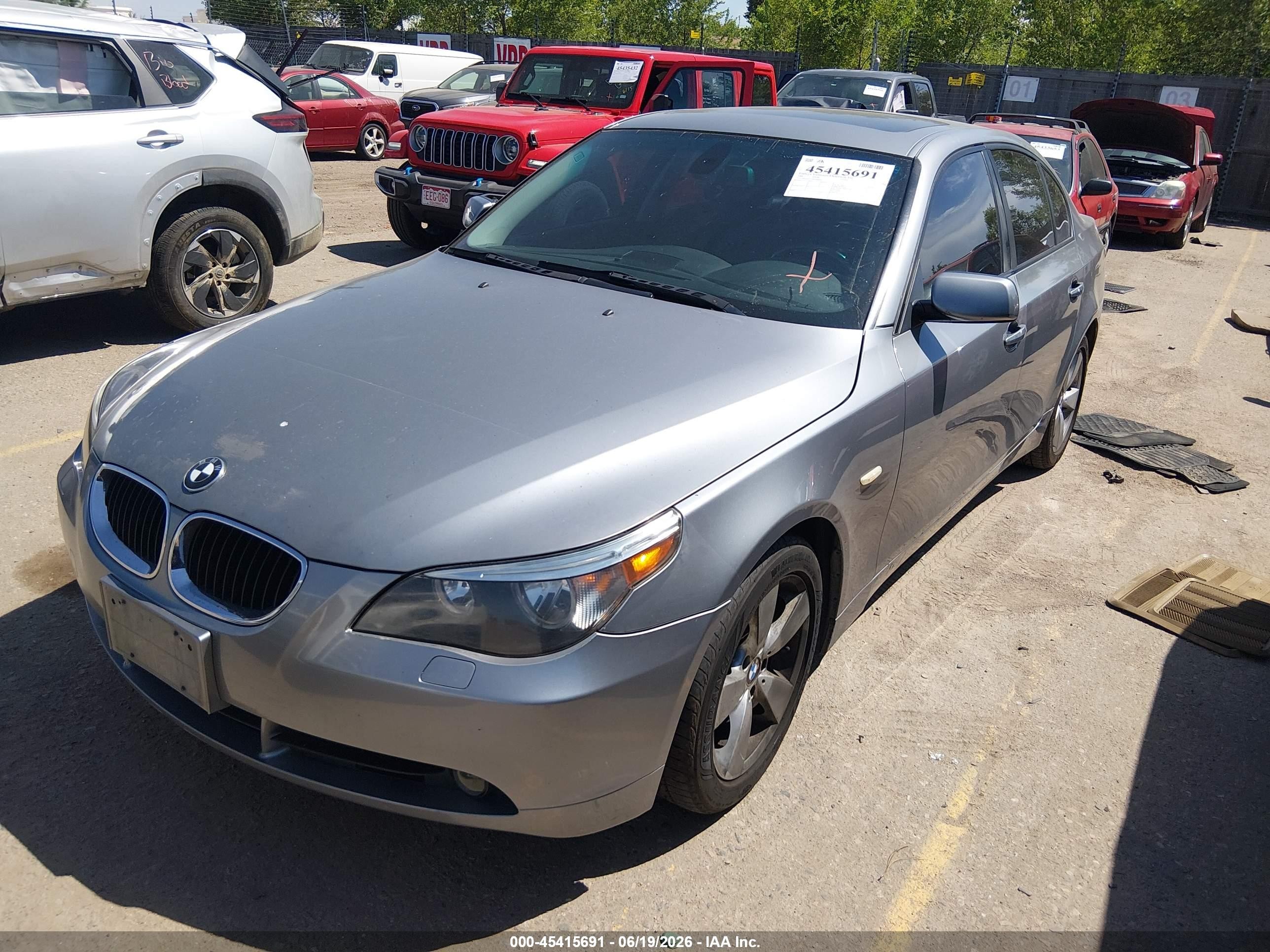 2006 Bmw 525xi   Silver vin: WBANF33536CB86685