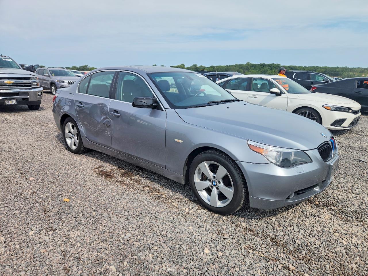 2007 Bmw 525 Xi Silver vin: WBANF33537CS41702