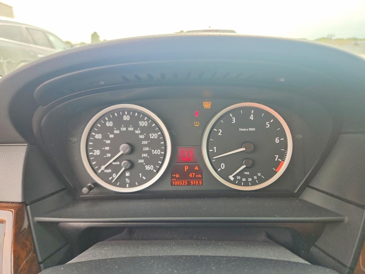 2007 Bmw 525 Xi Silver vin: WBANF33537CS41702