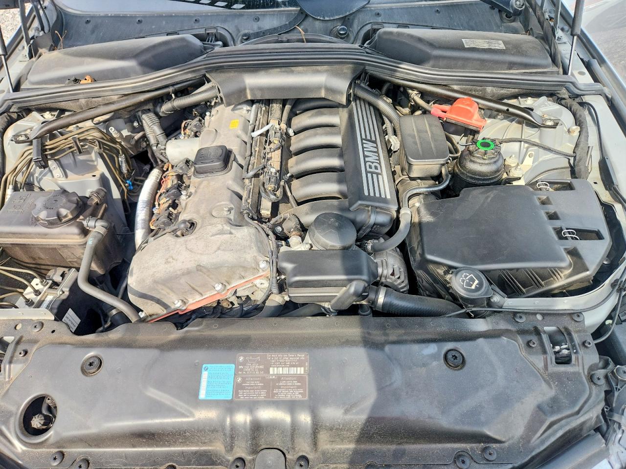 2007 Bmw 525 Xi Silver vin: WBANF33537CS41702