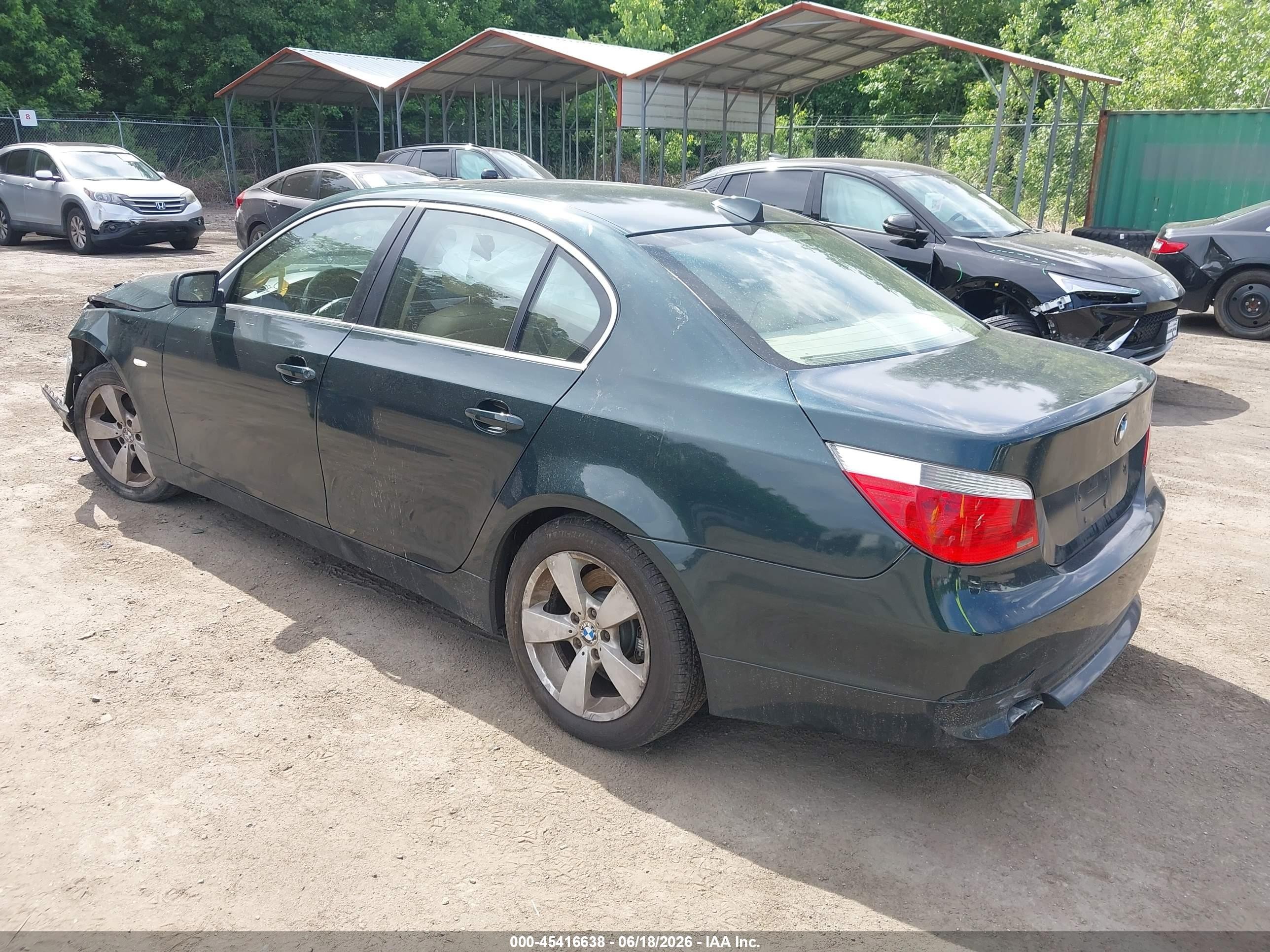 2007 Bmw 525xi   Green vin: WBANF33547CW70122
