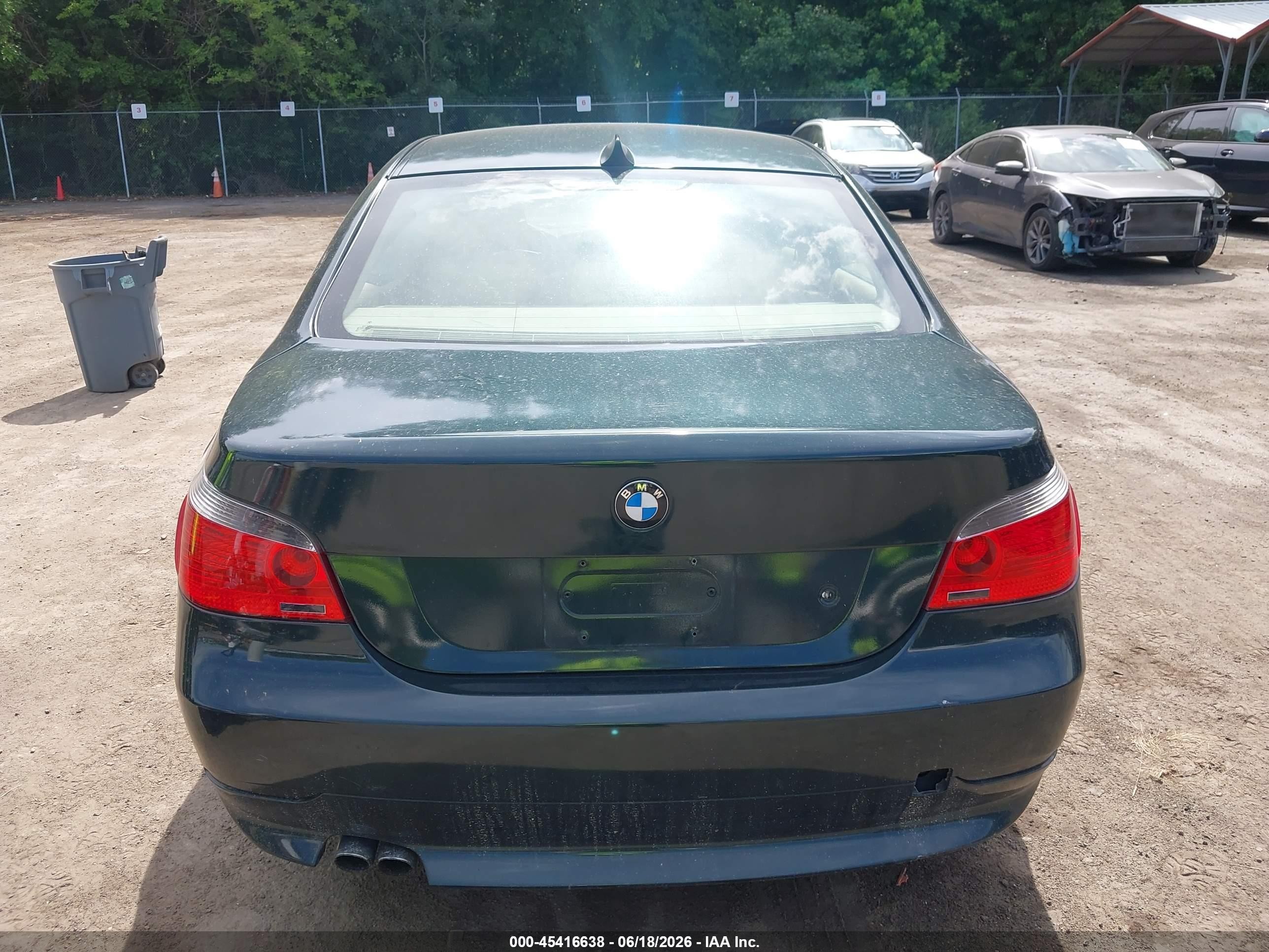 2007 Bmw 525xi   Green vin: WBANF33547CW70122