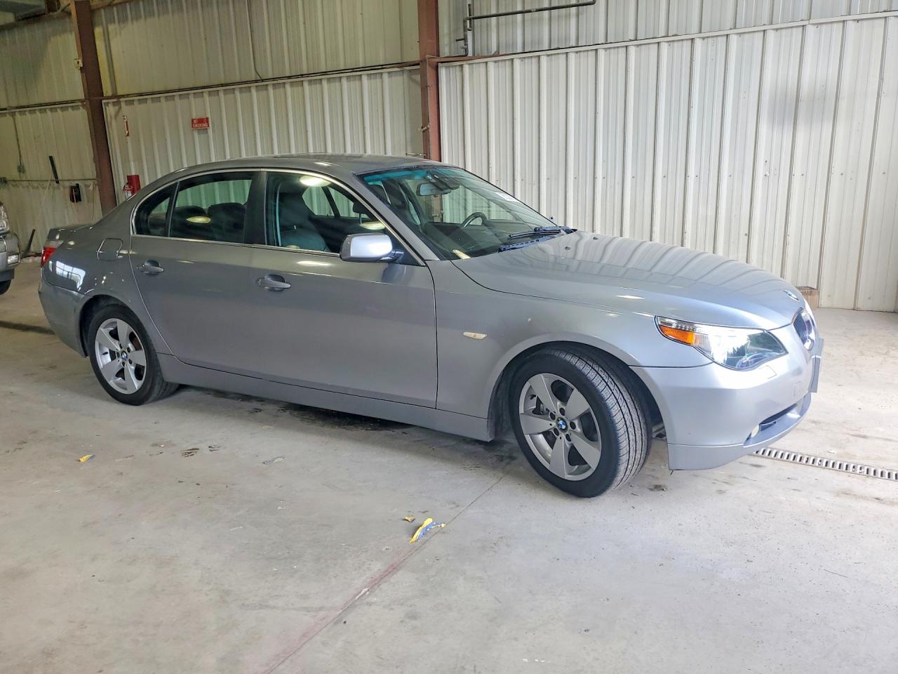 2006 Bmw 525 Xi Silver vin: WBANF33566CB86082