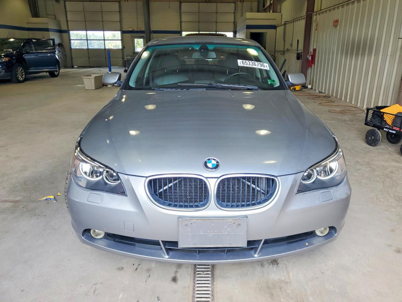 2006 Bmw 525 Xi Silver vin: WBANF33566CB86082
