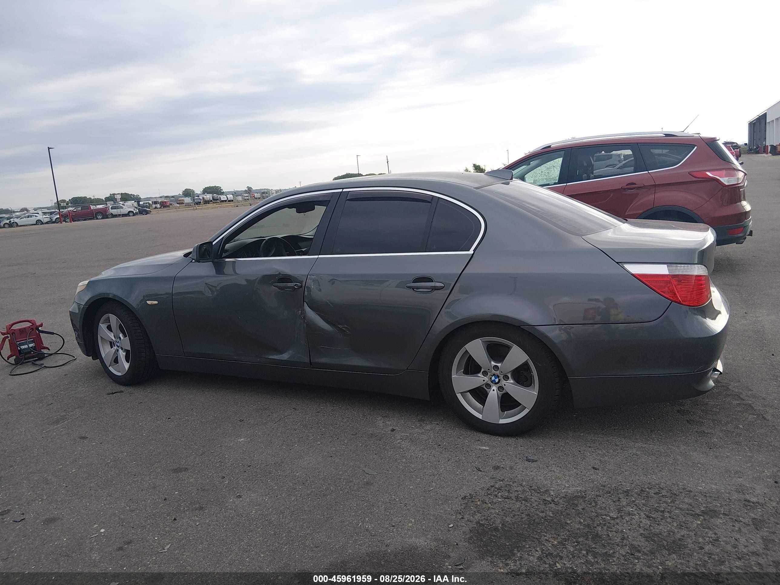 2007 Bmw 525xi Gray vin: WBANF33577B999340