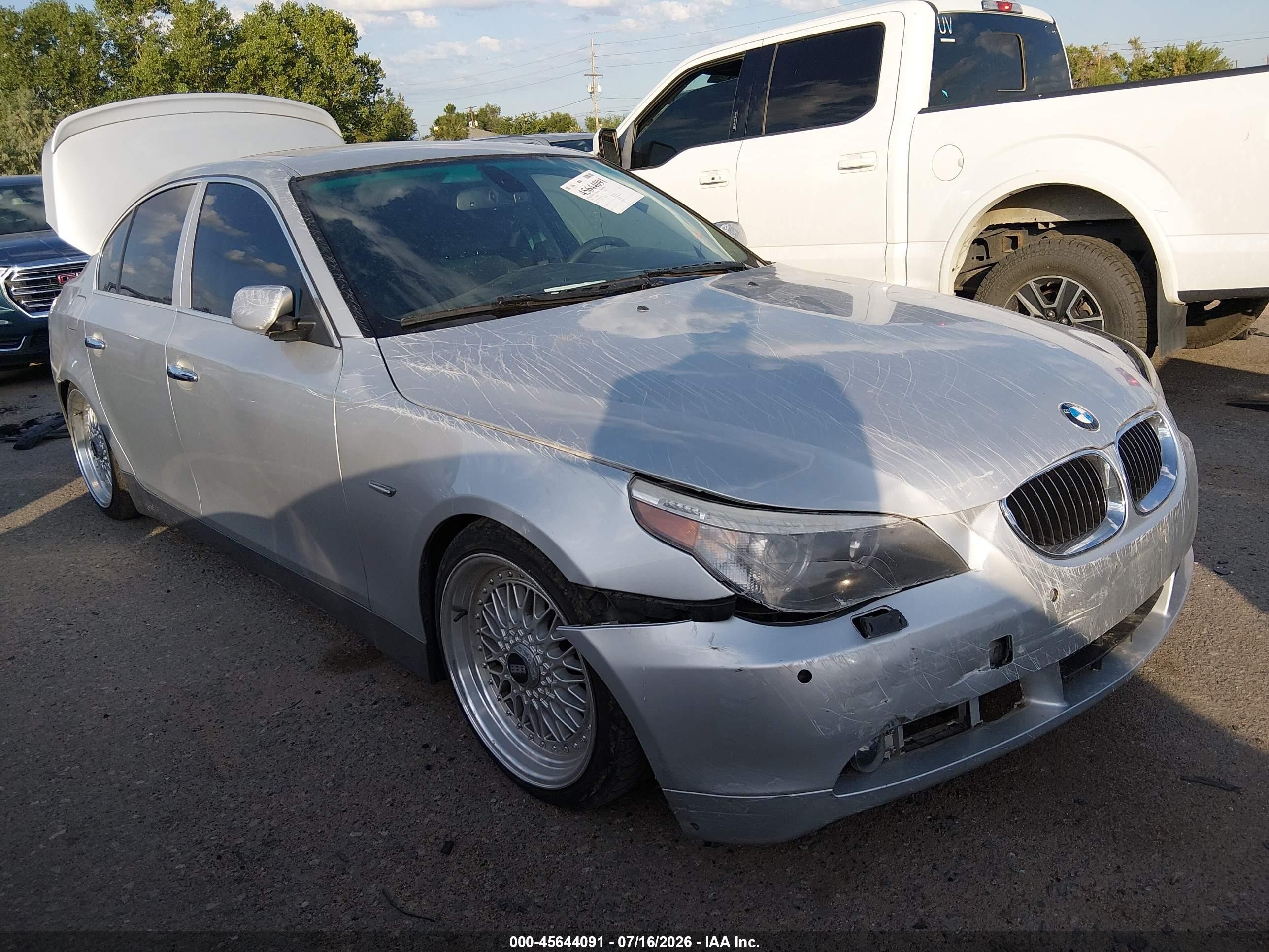 2006 Bmw 525xi   Silver vin: WBANF33586B999166
