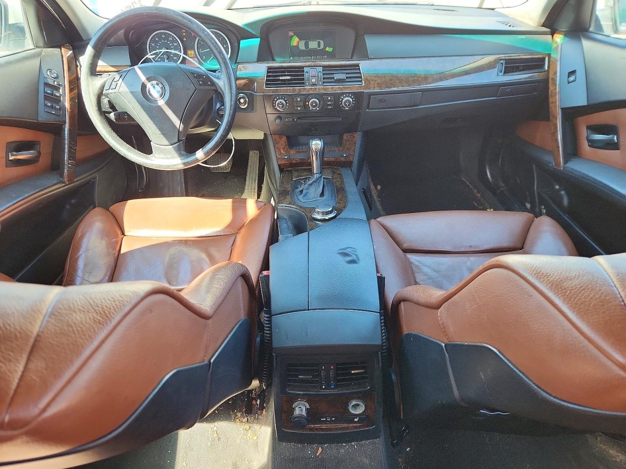 2007 Bmw 525 Белый vin: WBANF335X7CS41583