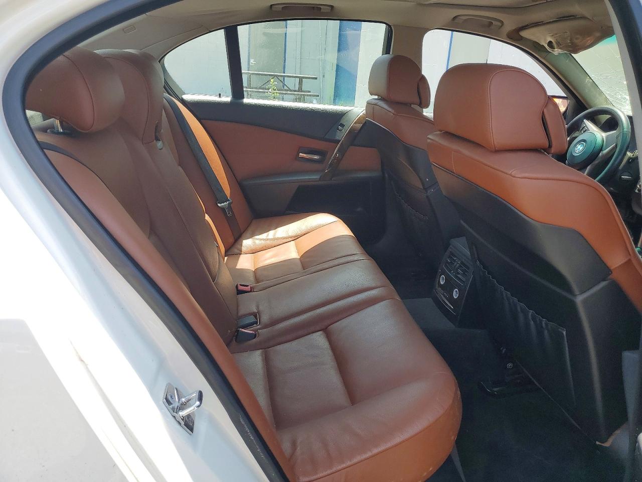 2007 Bmw 530 Xi White vin: WBANF73517CU23762
