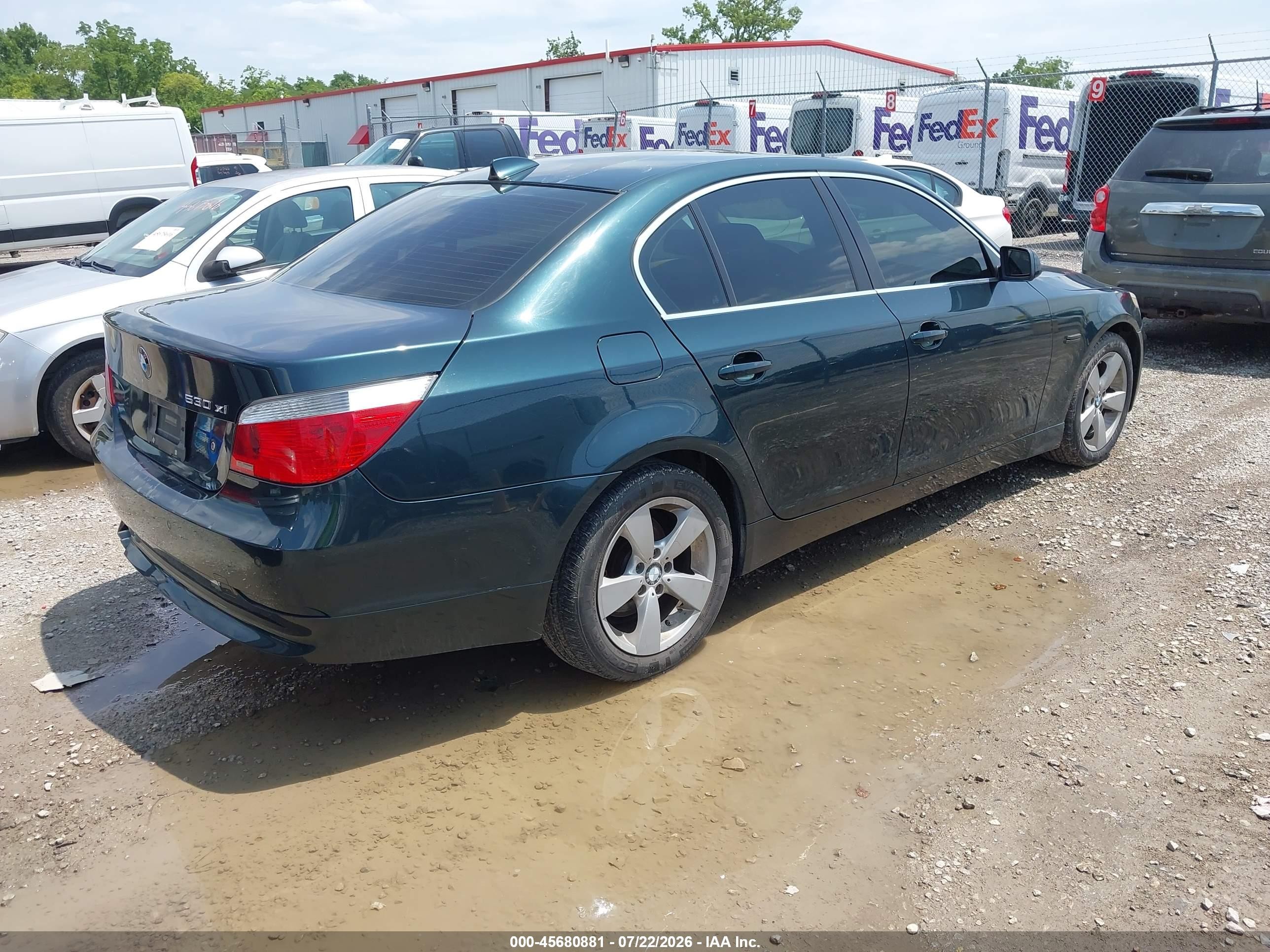 2007 Bmw 530xi   Green vin: WBANF73527CU21390