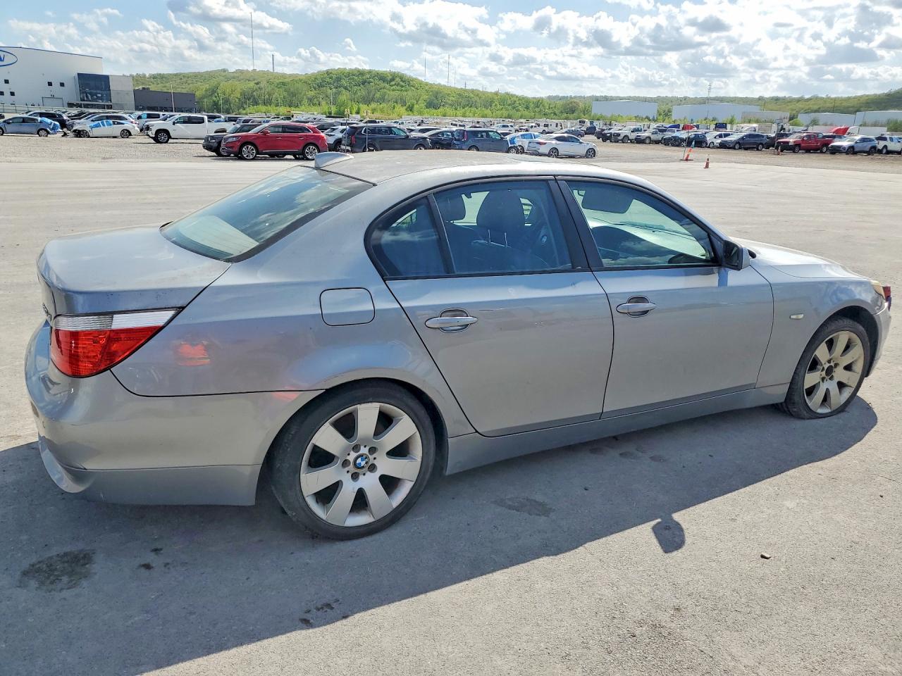 2006 Bmw 530 Xi Серебряный vin: WBANF73536CG69813