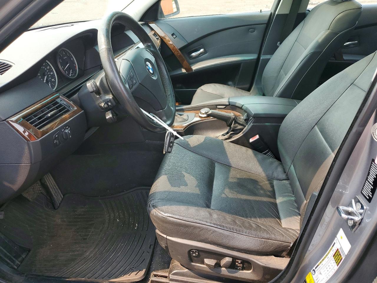 2007 Bmw 530 Xi Gray vin: WBANF73537CU24282