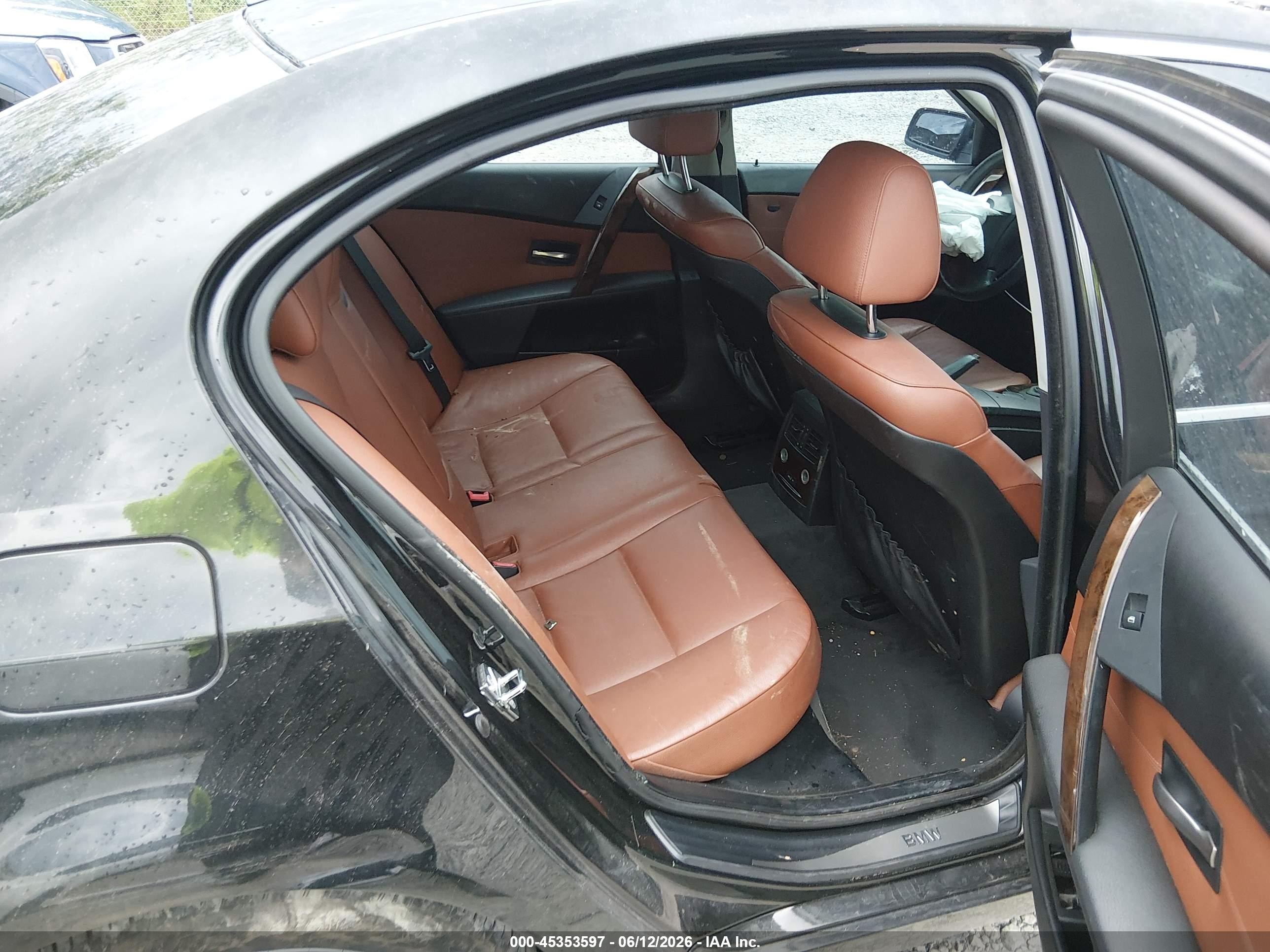 2007 Bmw 530xi   Black vin: WBANF73547CY18115