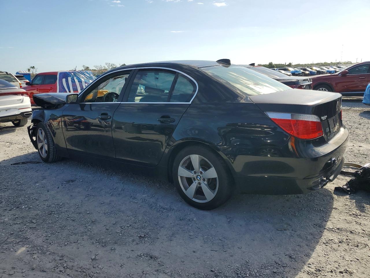 2007 Bmw 530 Xi Black vin: WBANF73557CY17569
