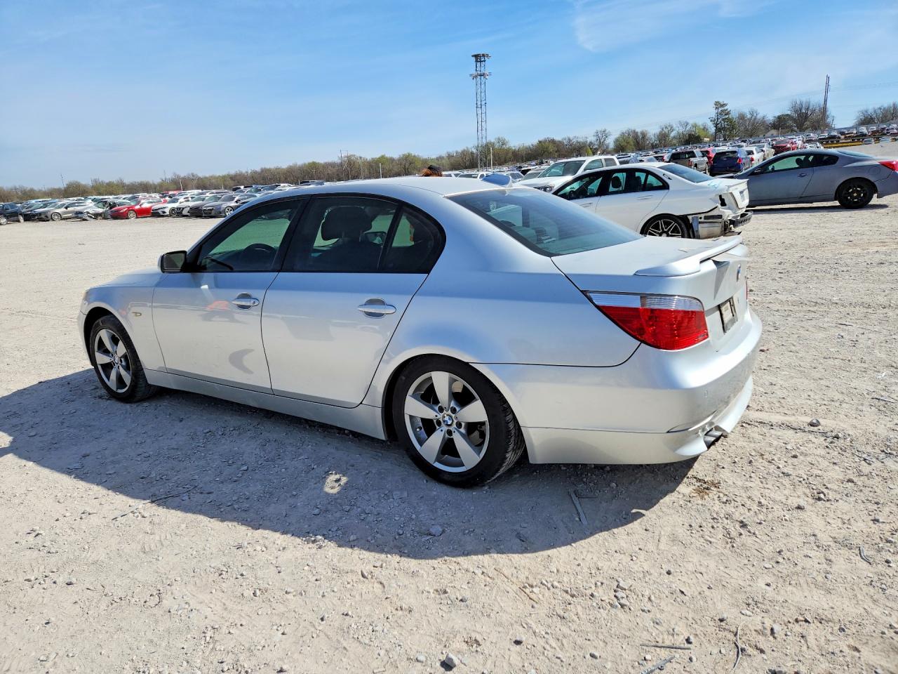 2007 Bmw 530 Xi Серебряный vin: WBANF73567CU21571