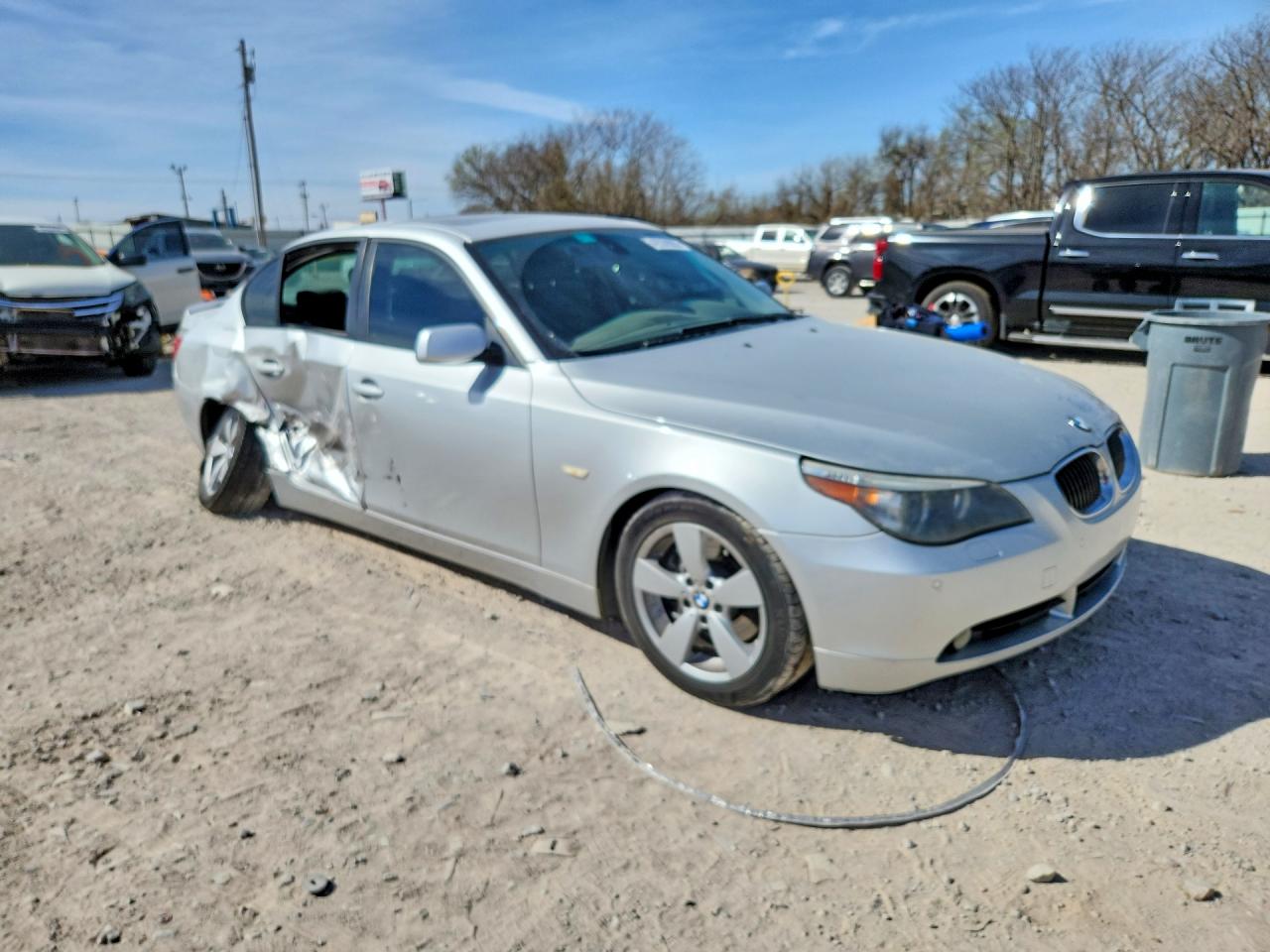 2007 Bmw 530 Xi Серебряный vin: WBANF73567CU21571