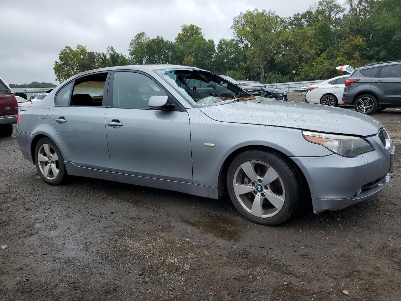 2007 Bmw 530 Xi Silver vin: WBANF73567CY17659