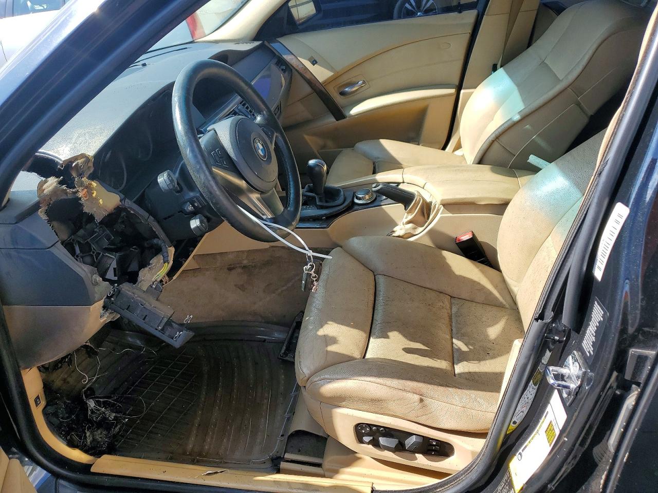 2007 Bmw 530 Xi Black vin: WBANF73587CU21863