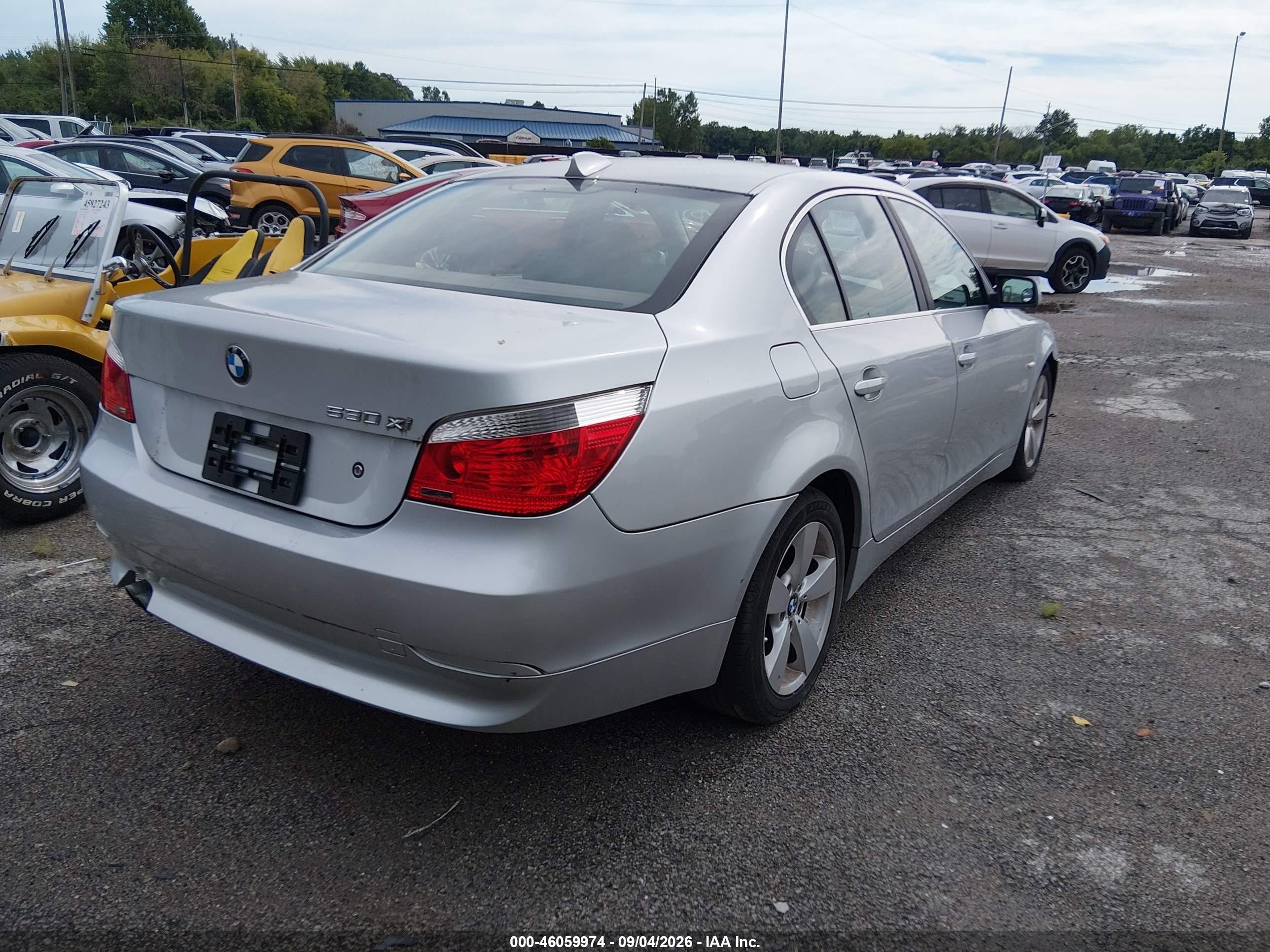2007 Bmw 530xi   Silver vin: WBANF73587CU25010