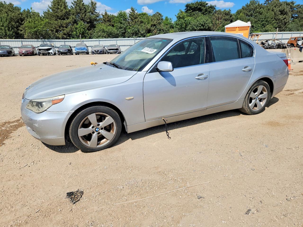 2007 Bmw 530 Xi Silver vin: WBANF735X7CU21413