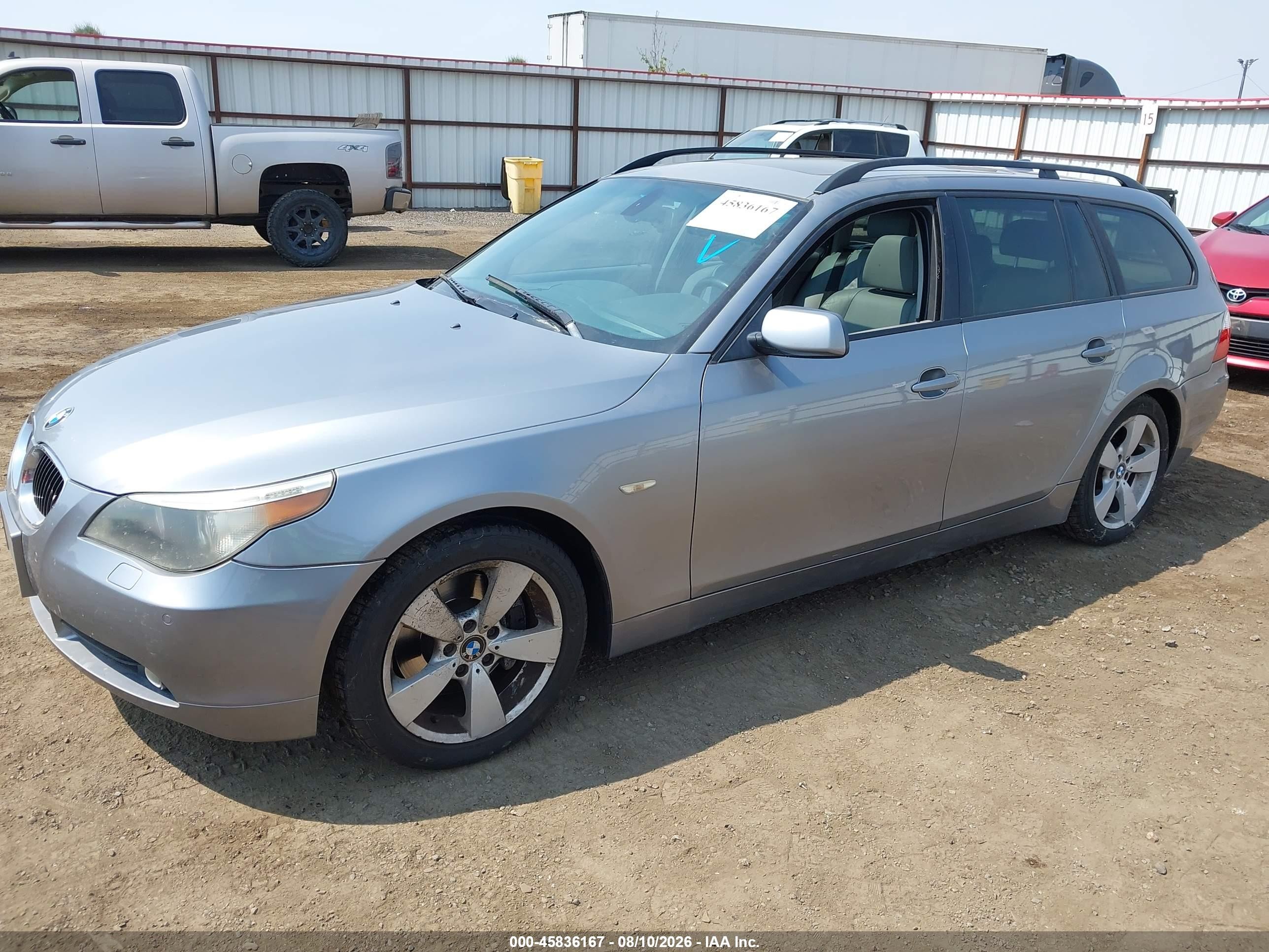 2006 Bmw 530xit   Pewter vin: WBANN73526CN02536